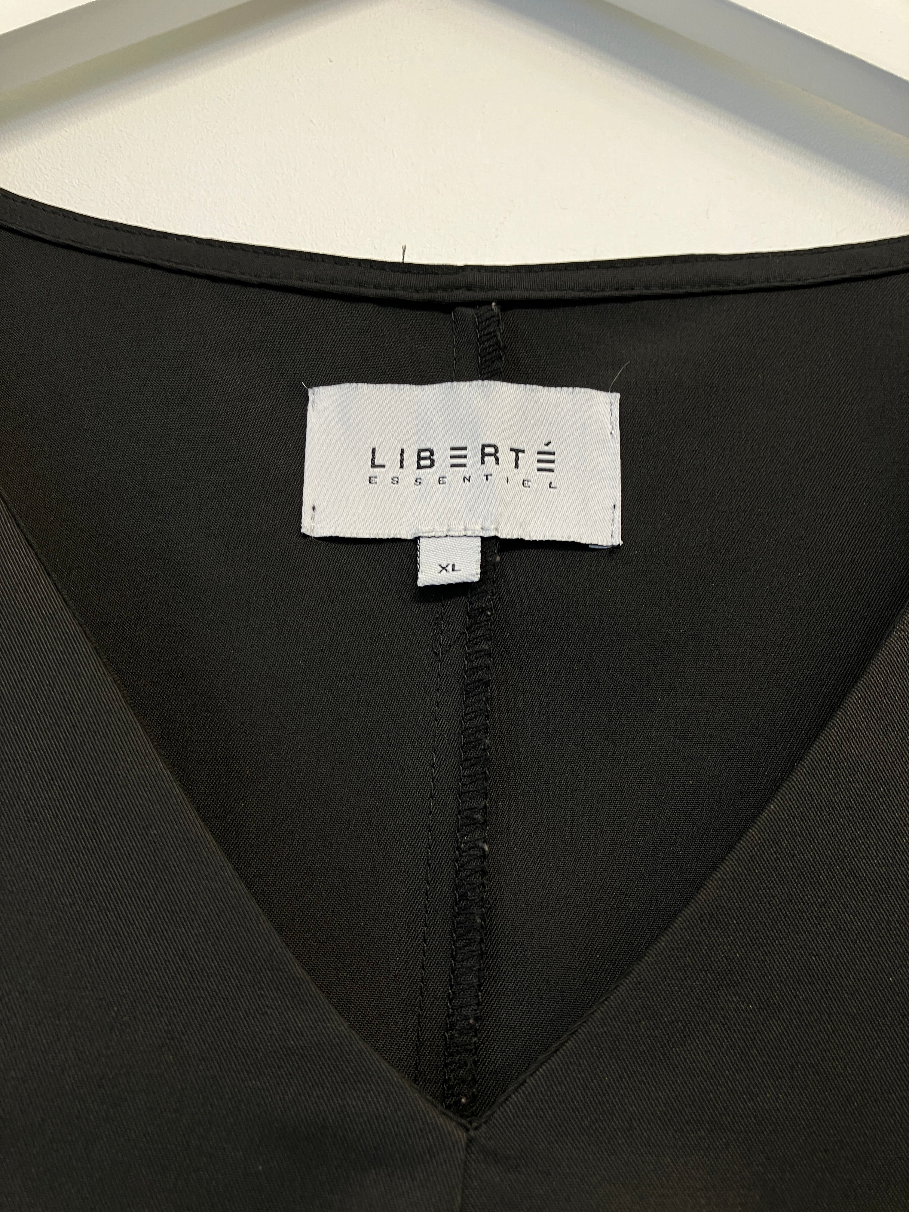 Liberte Kjole