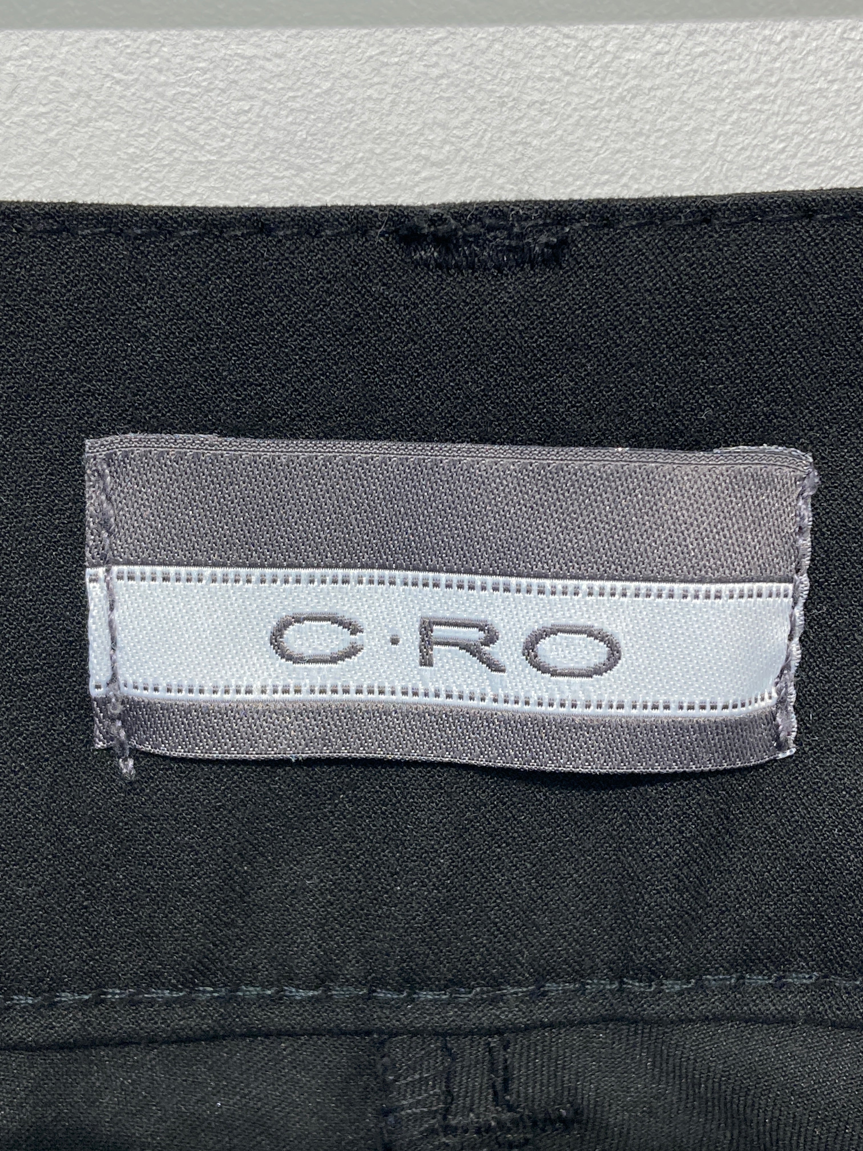 C.RO Bukser