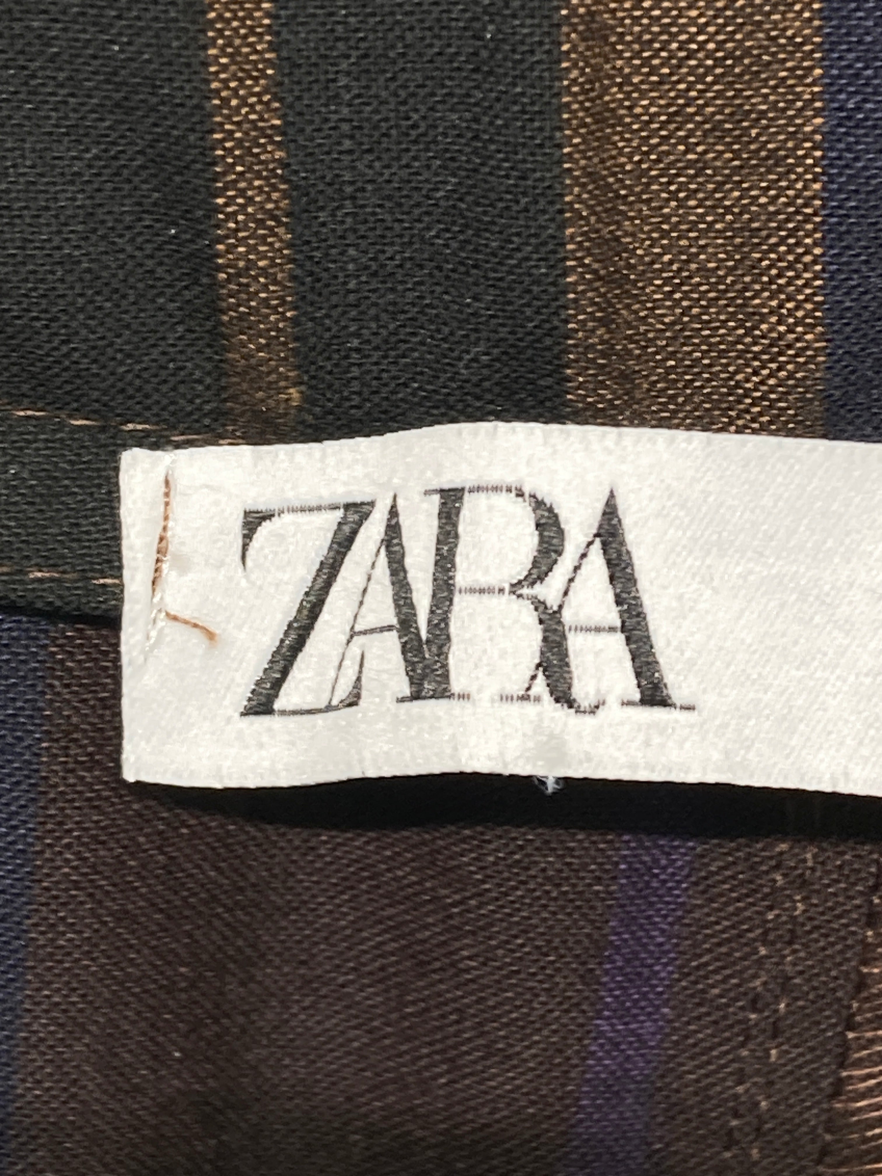 Zara Bukser