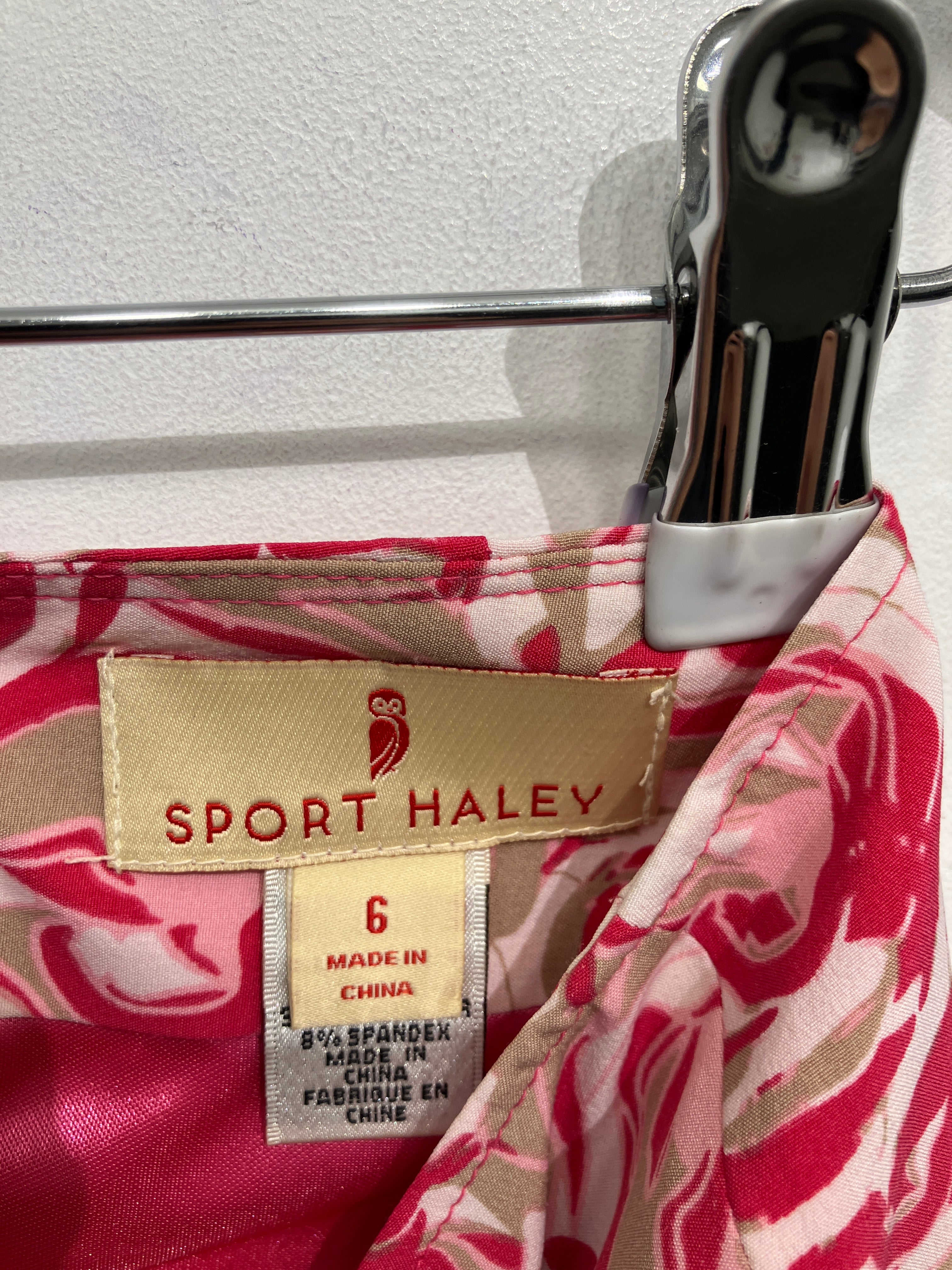 Sport Haley Nederdel