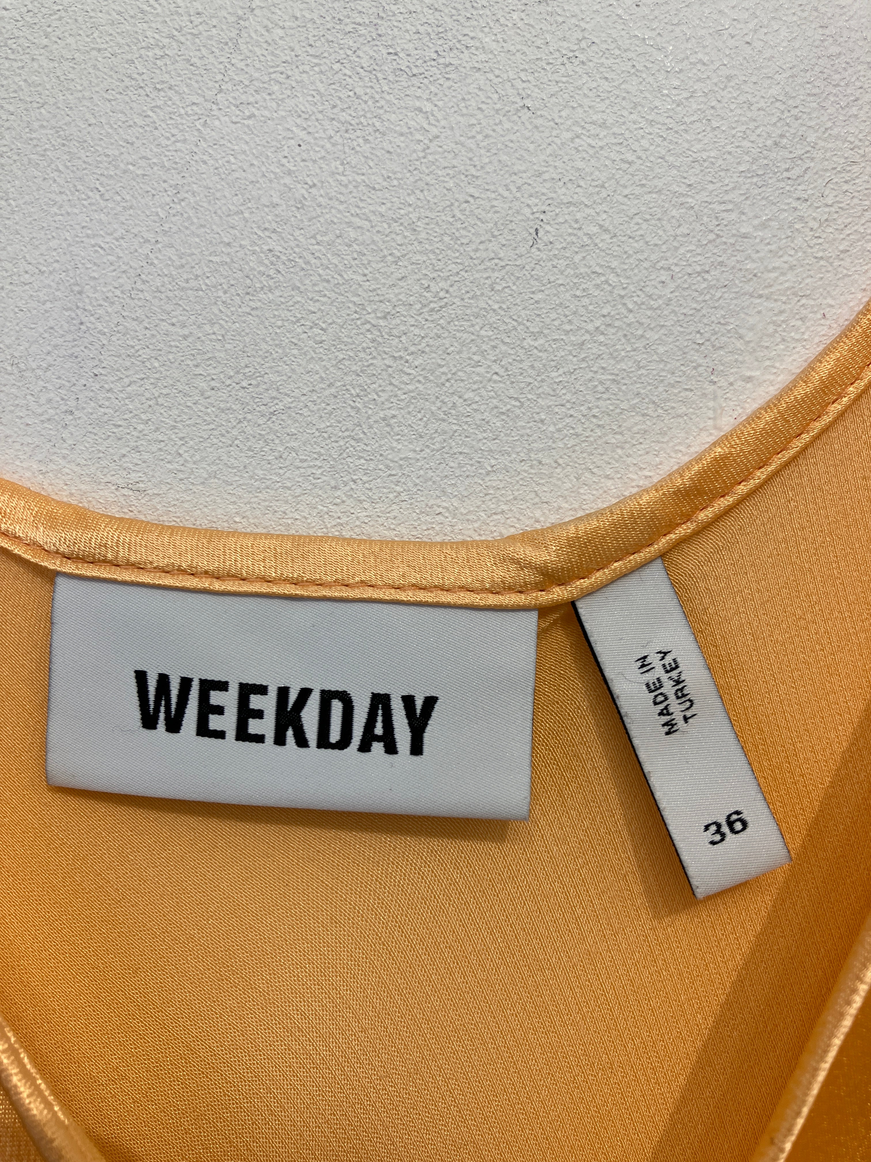 Weekday Kjole