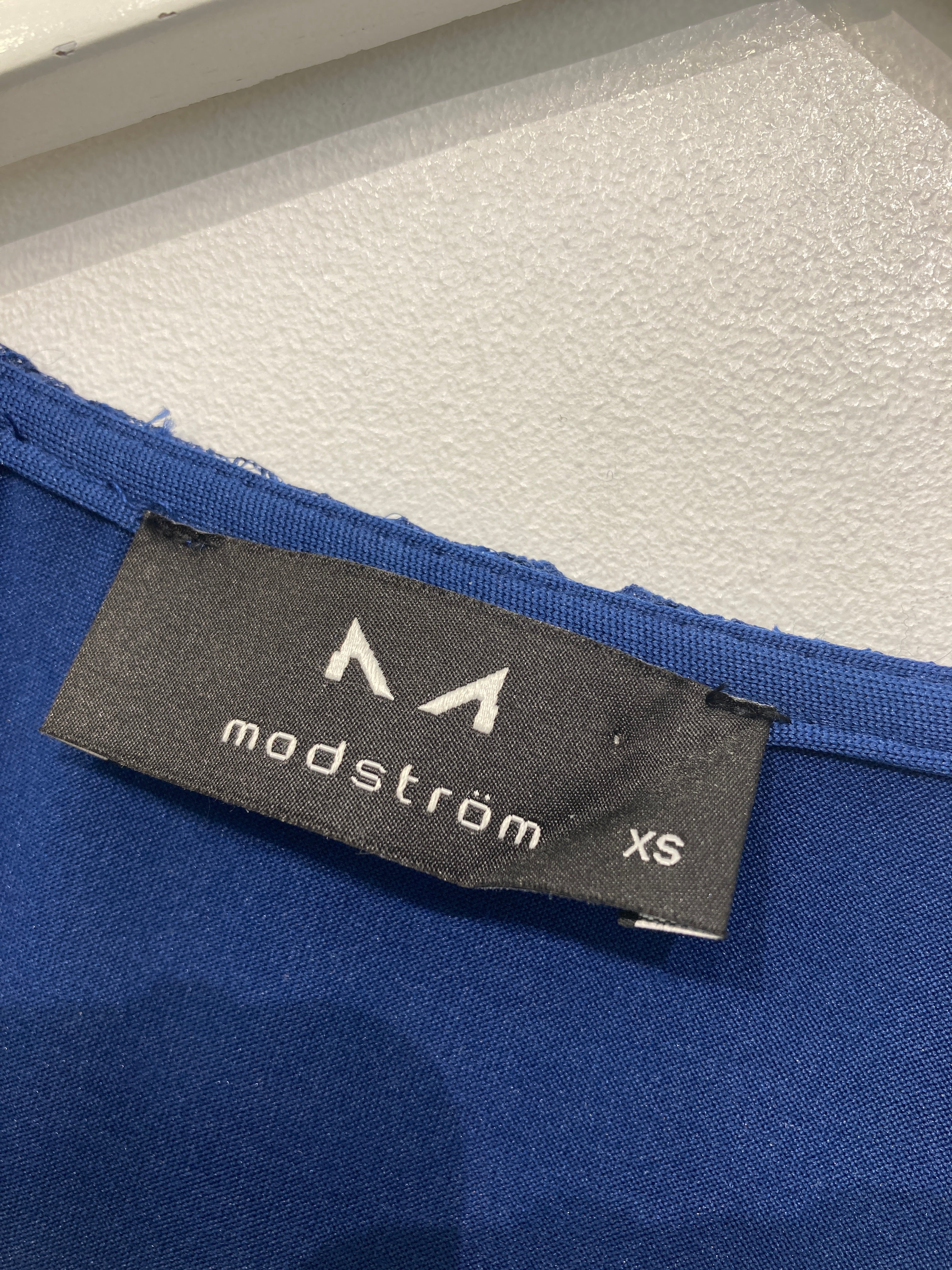 Modstrom Kjole