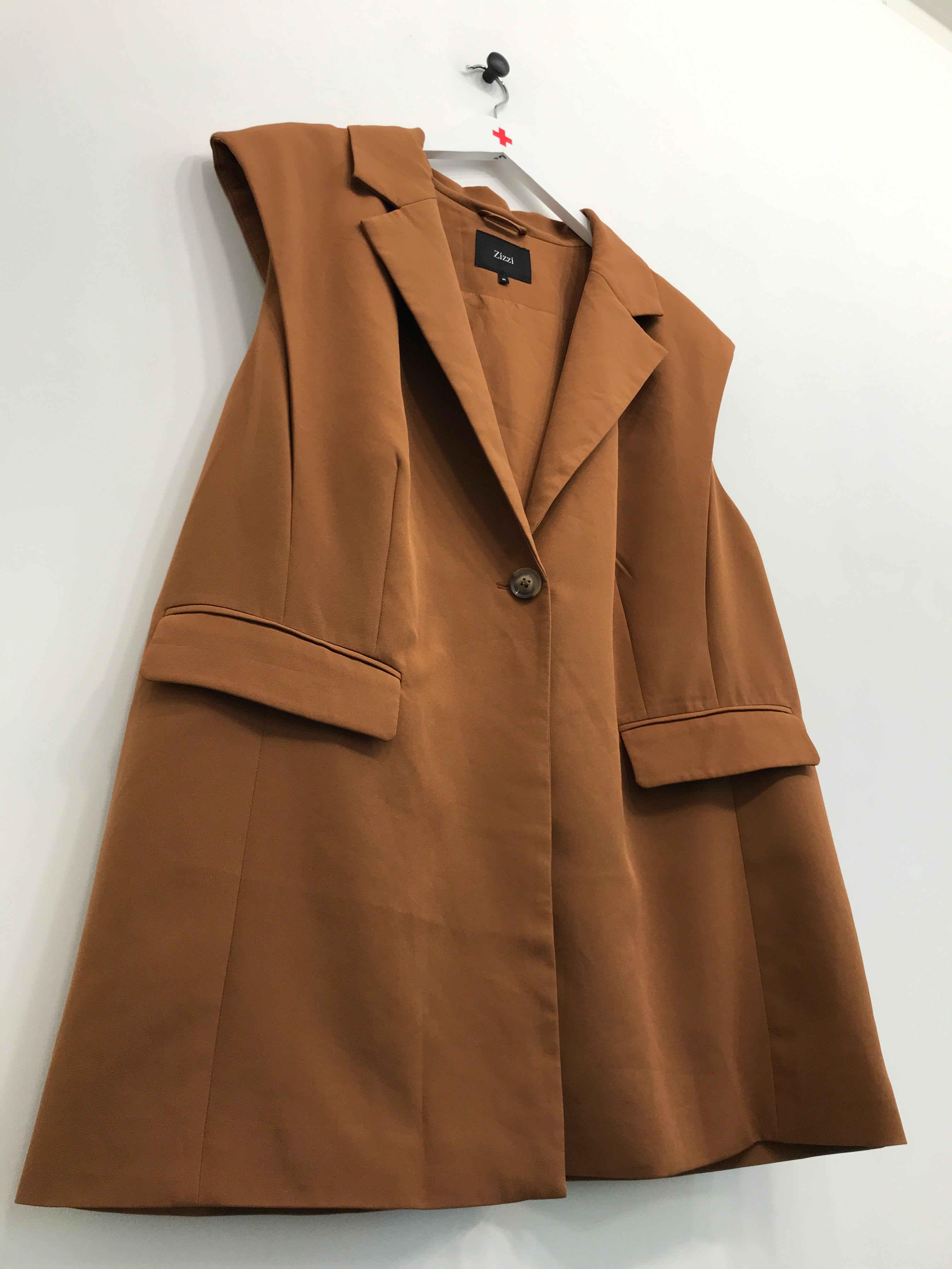 Zizi Vest