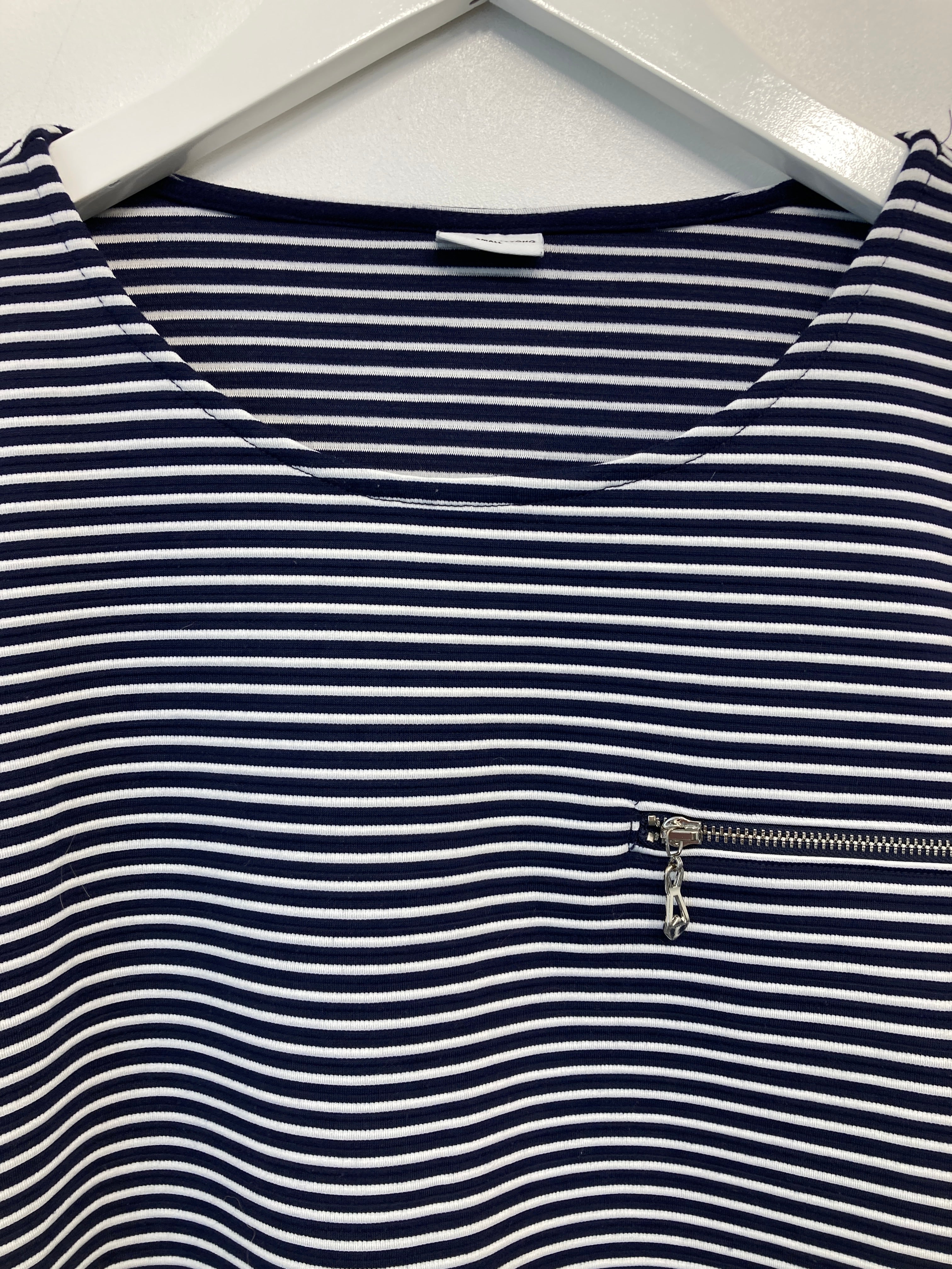 Jaqueline De Young Bluse