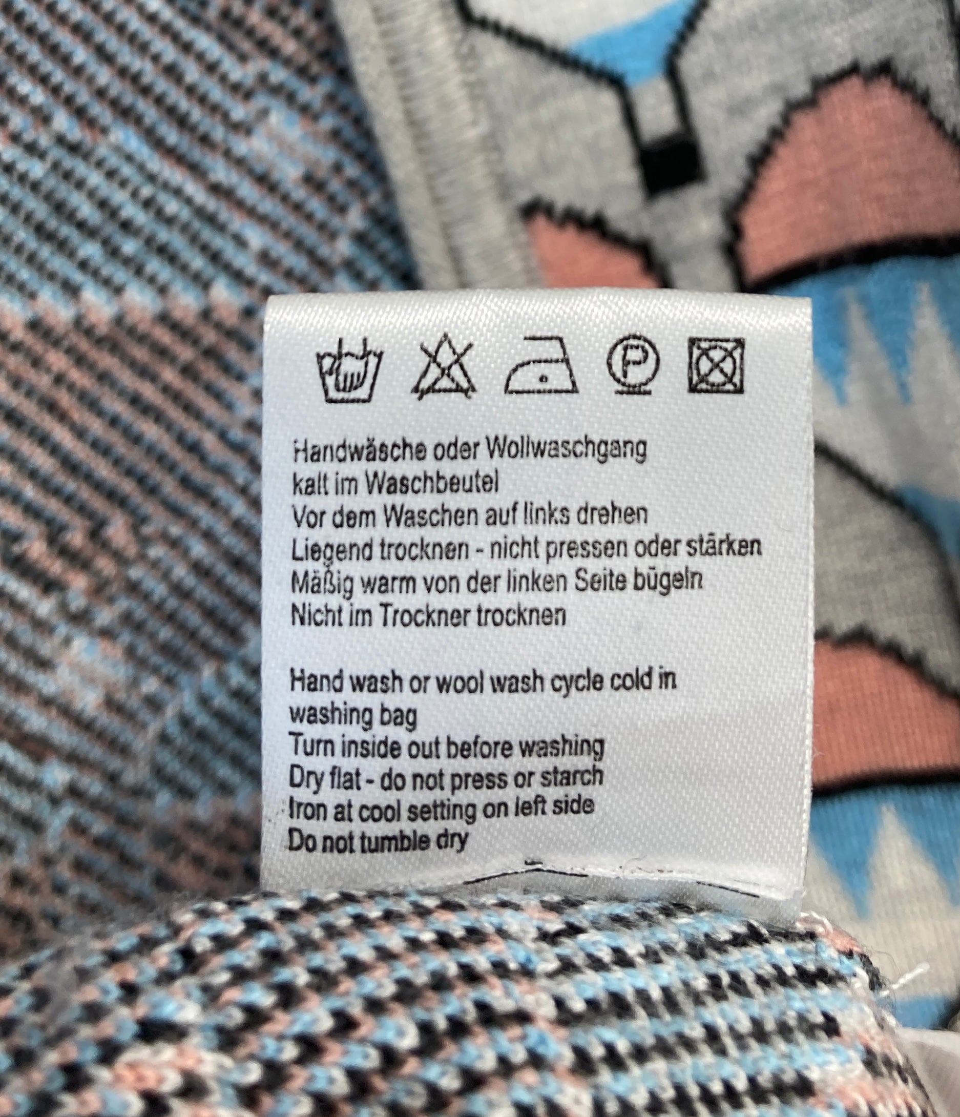 Herzen Cardigan