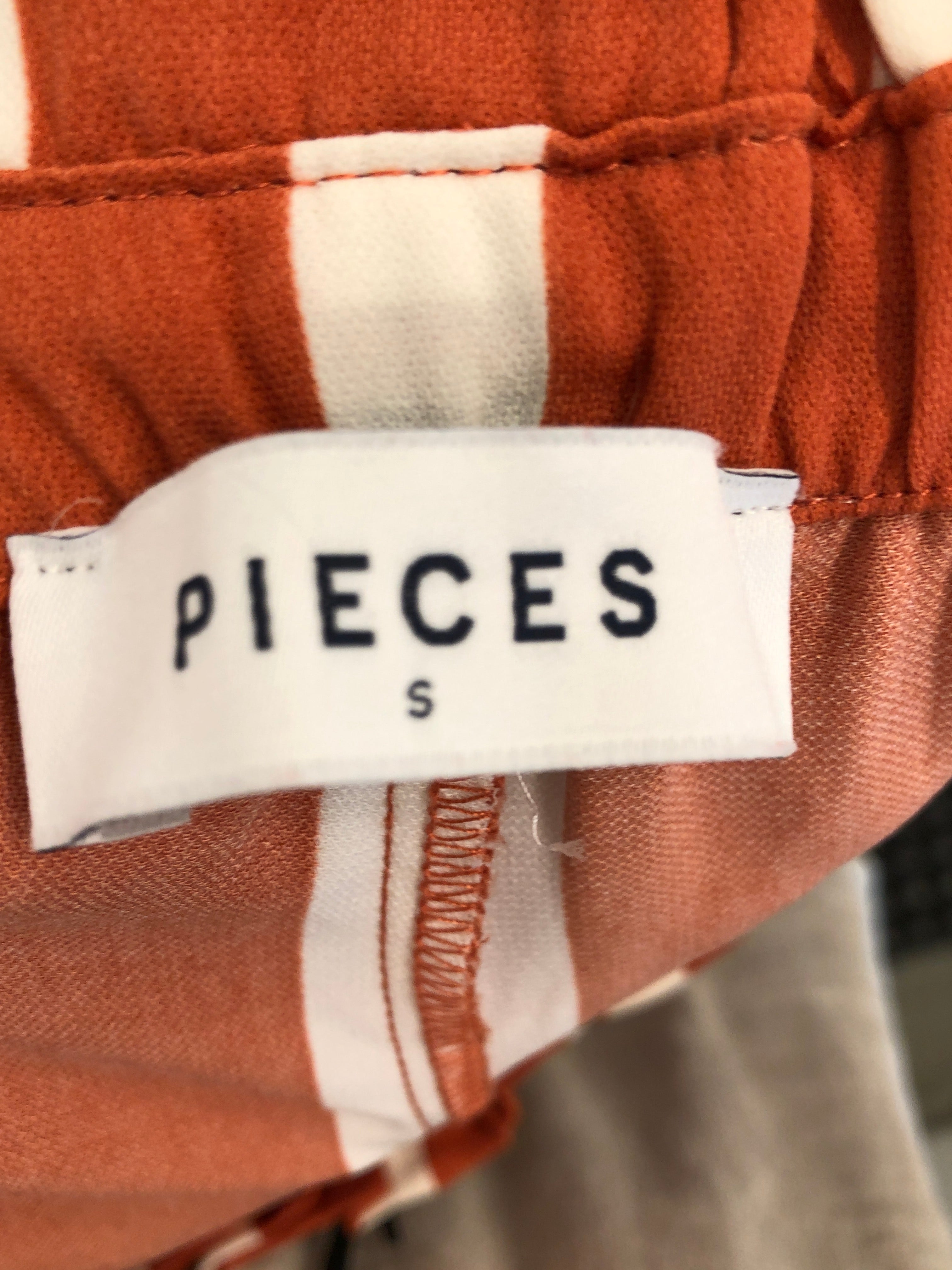 Pieces Bukser