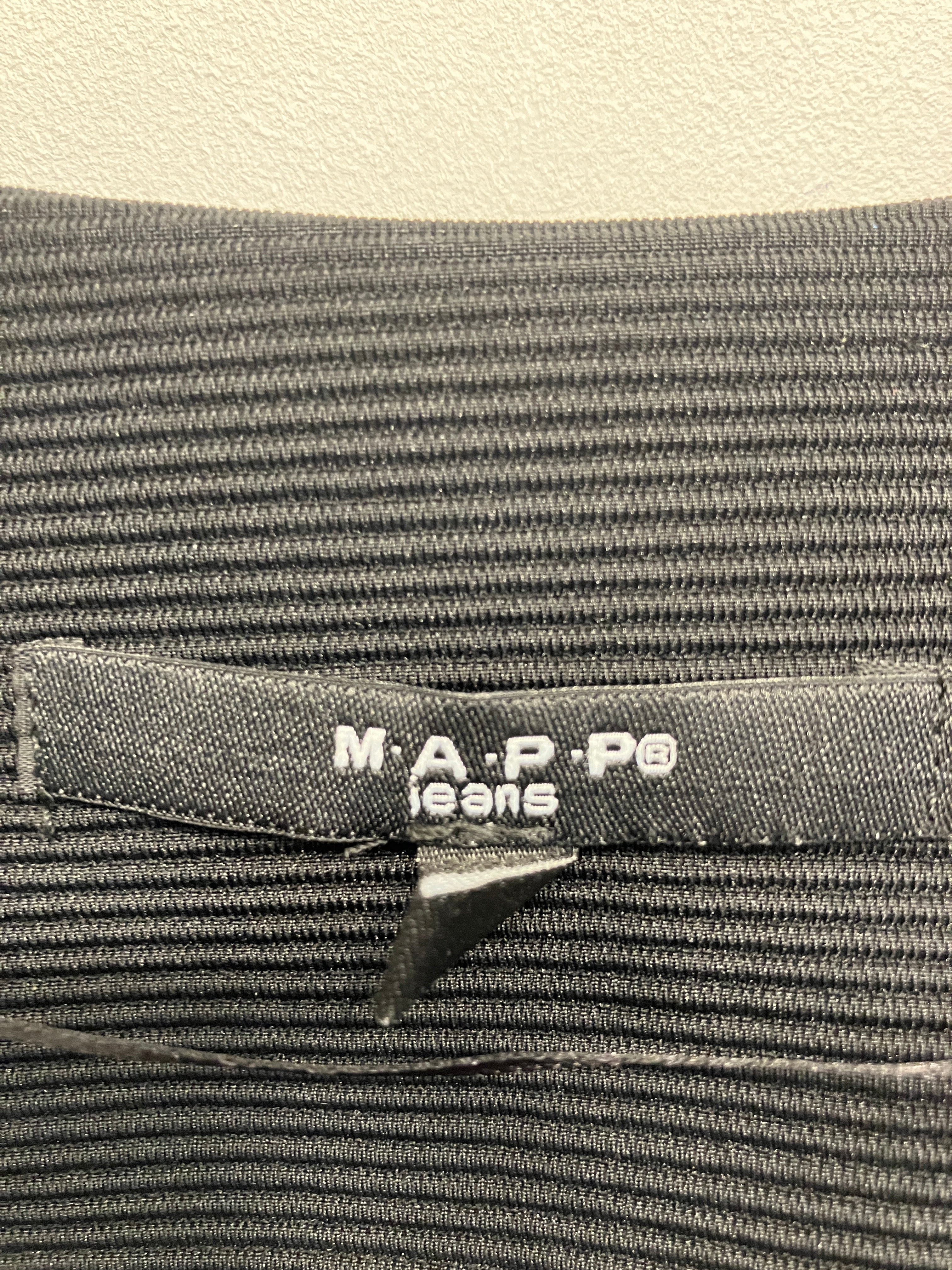 Mapp Cardigan