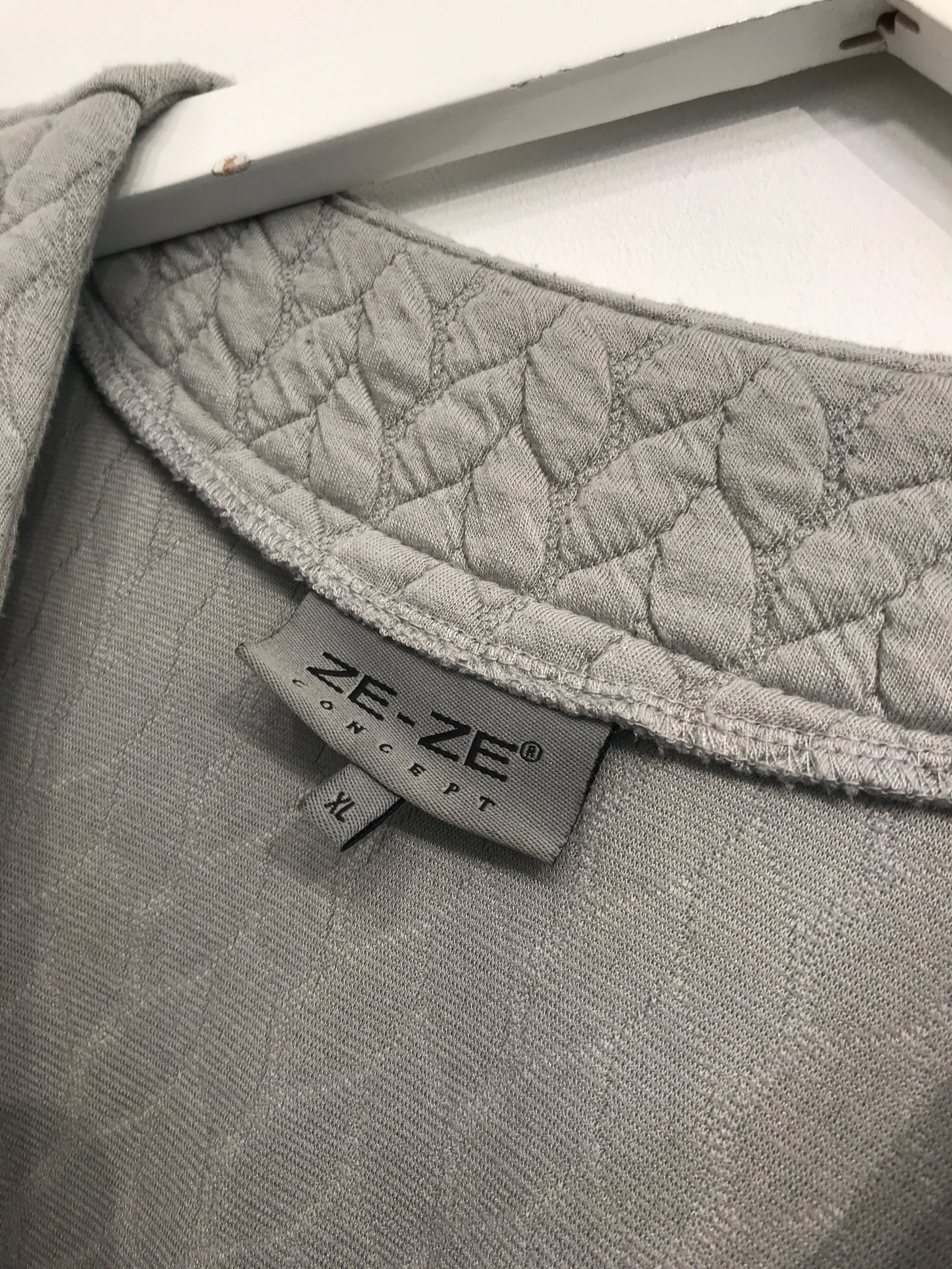 Ze-Ze Jakke