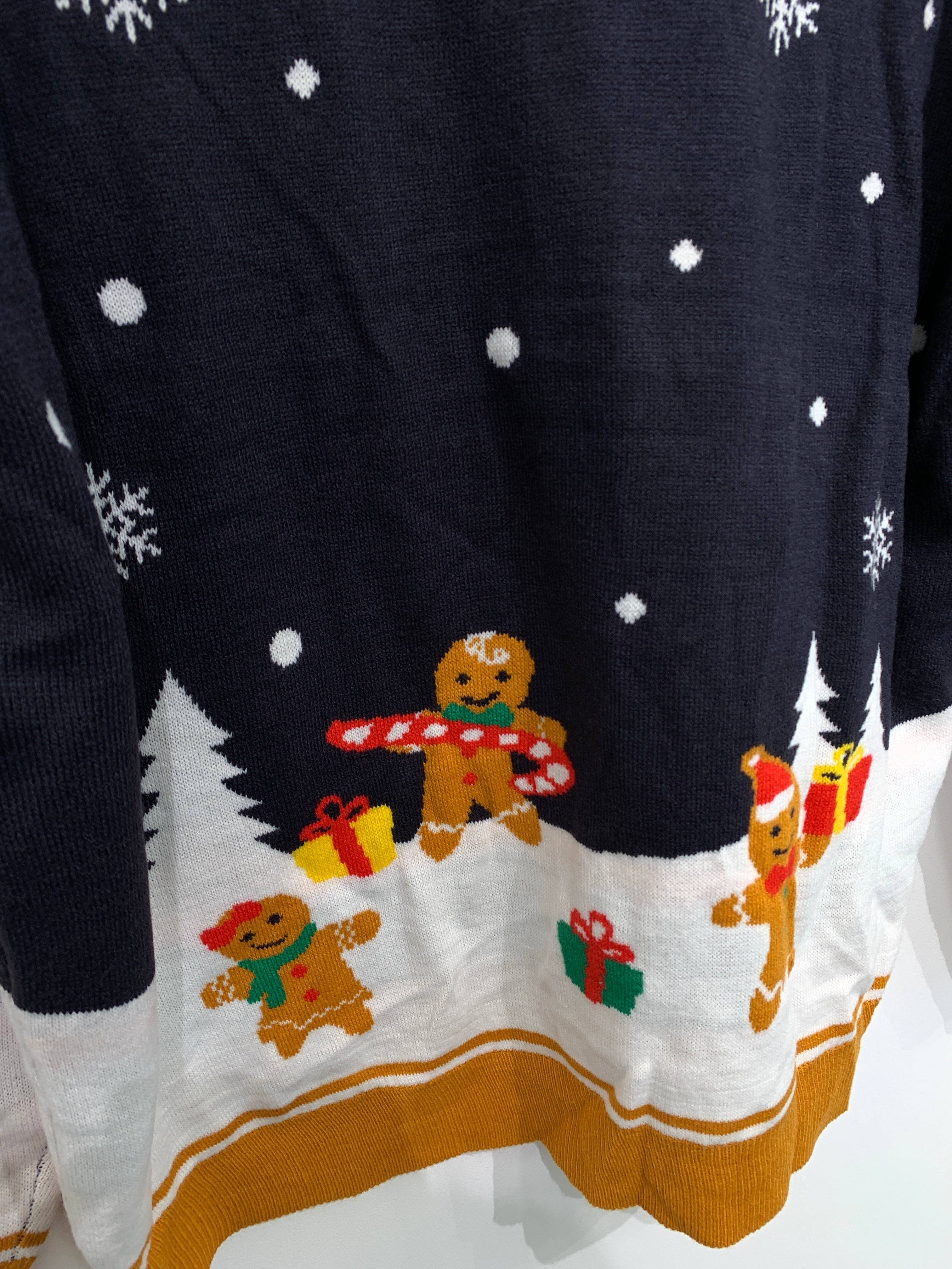VRS Sweater