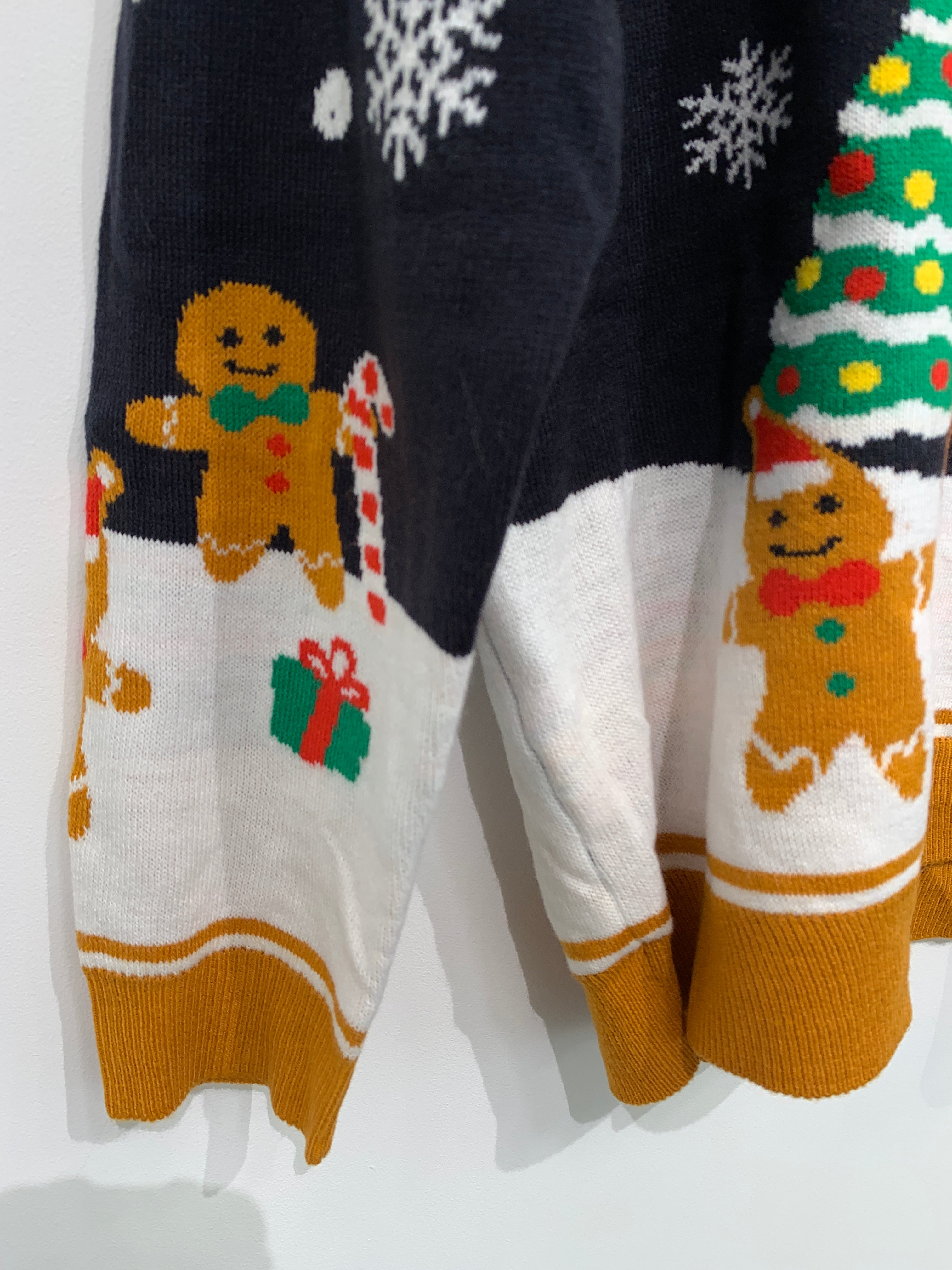 VRS Sweater