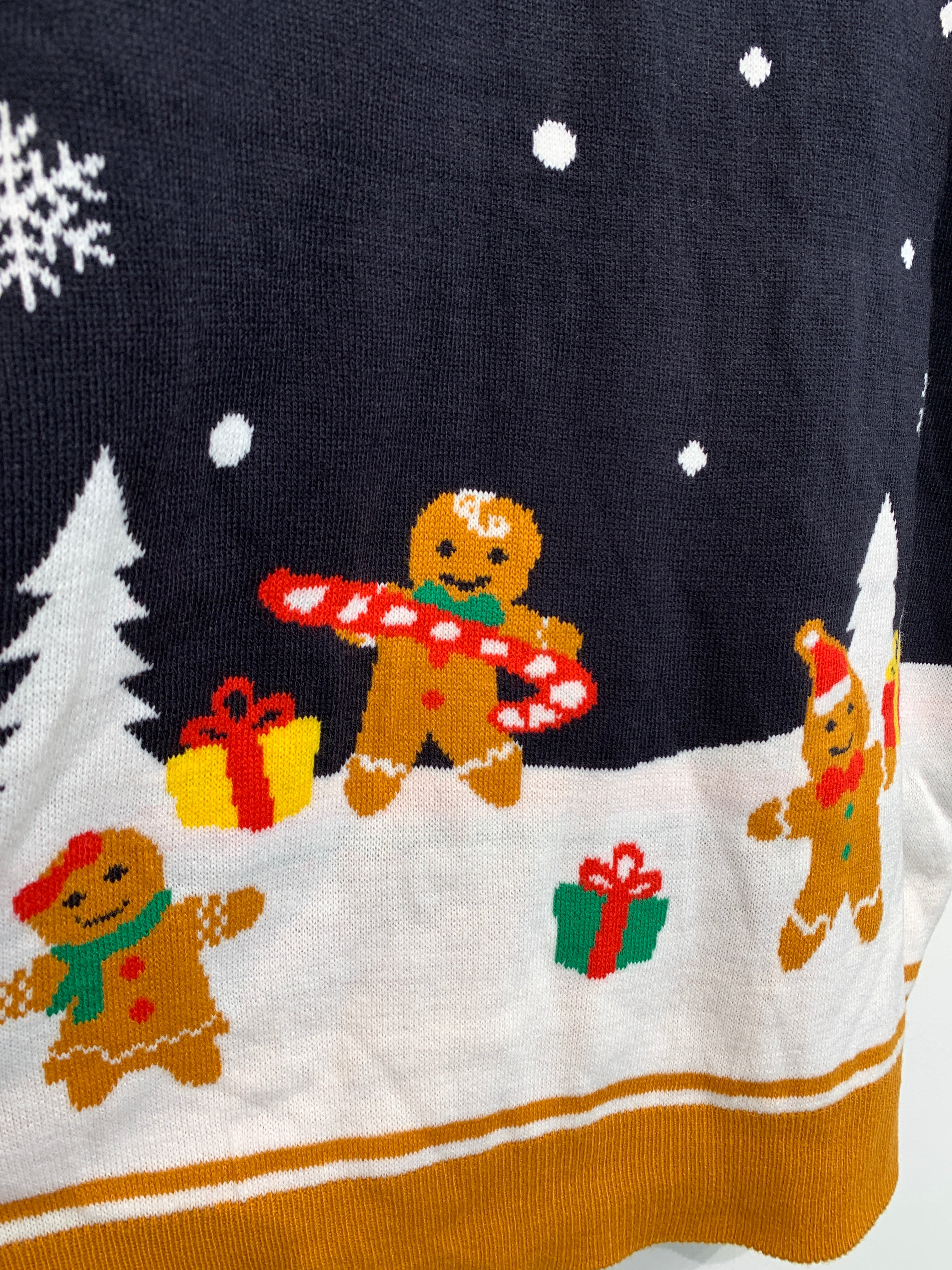 VRS Sweater