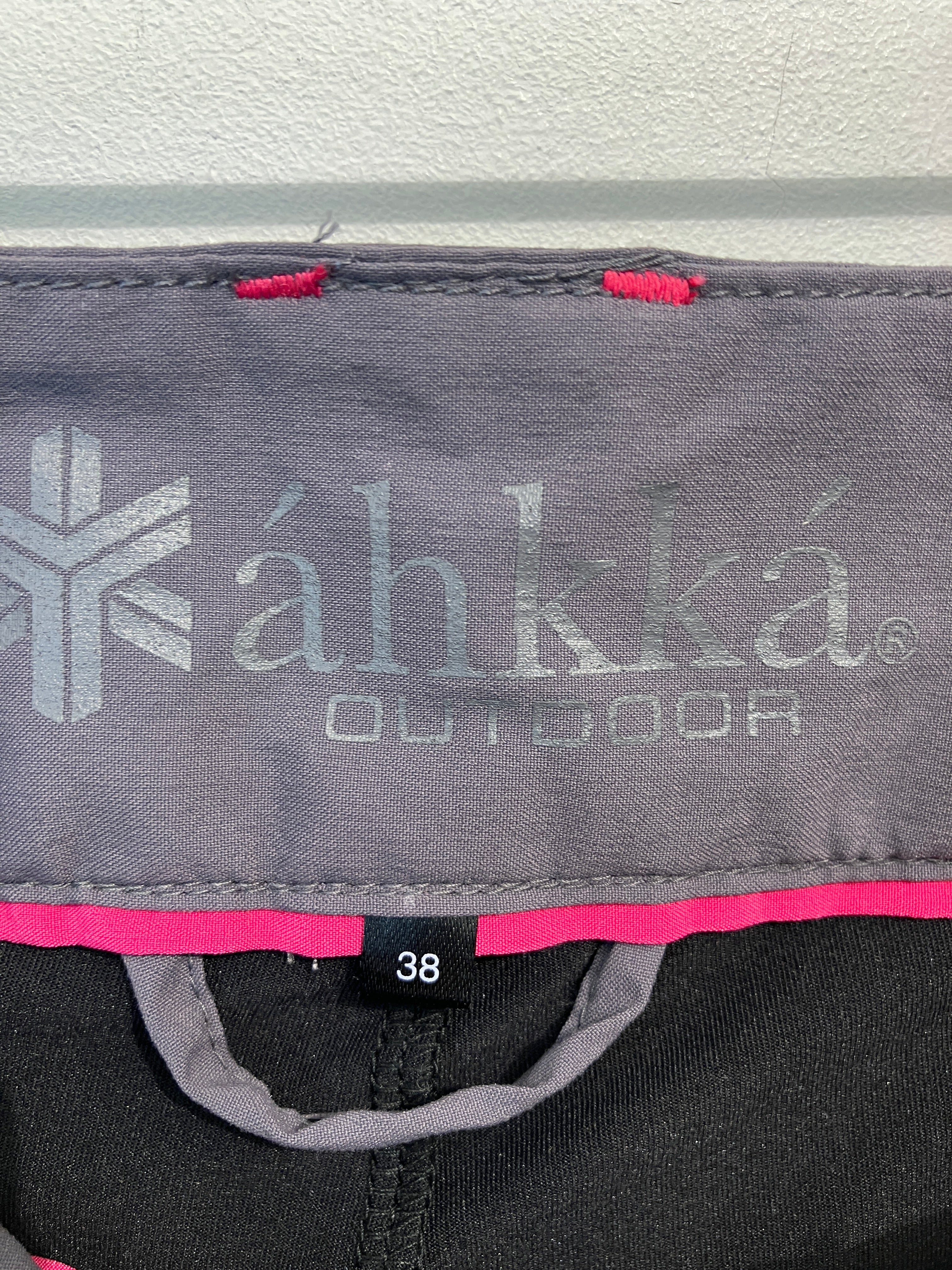 Ahkka Nederdel