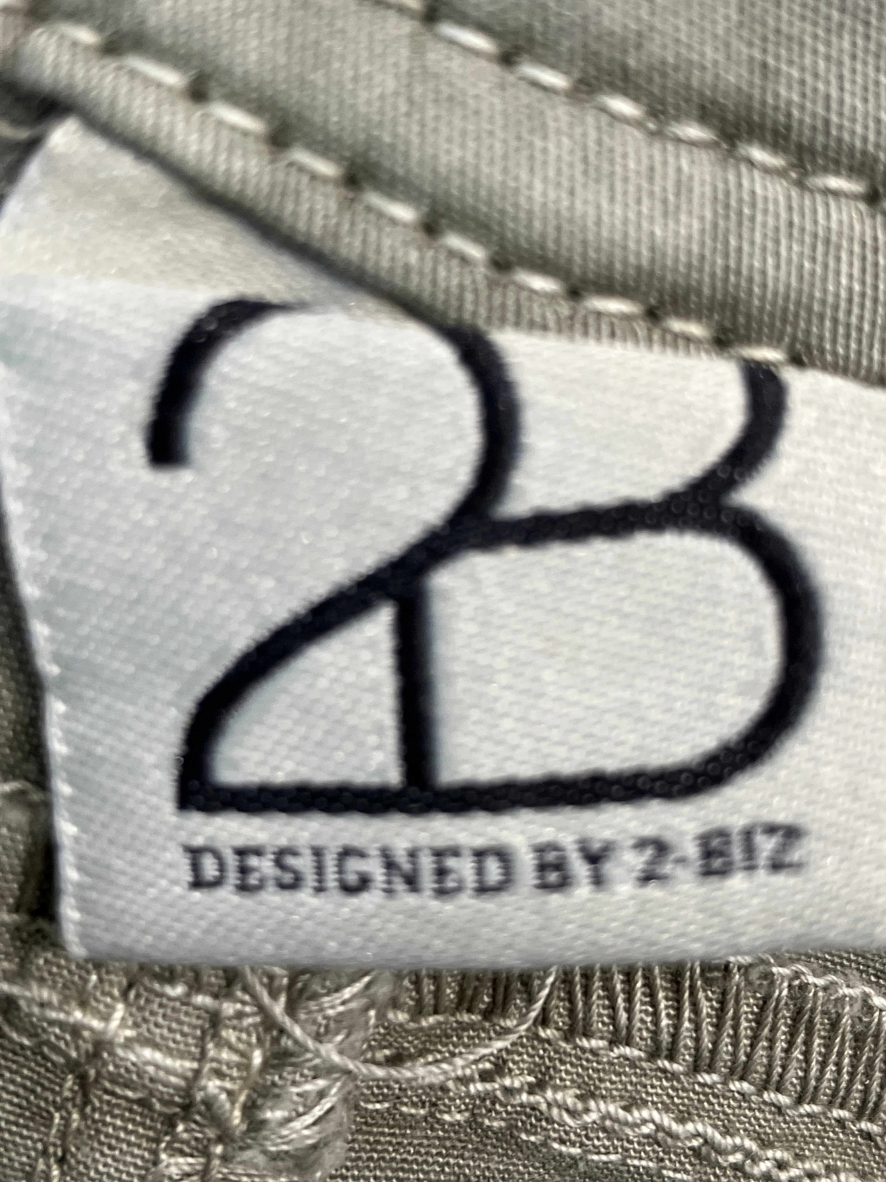 2 Biz