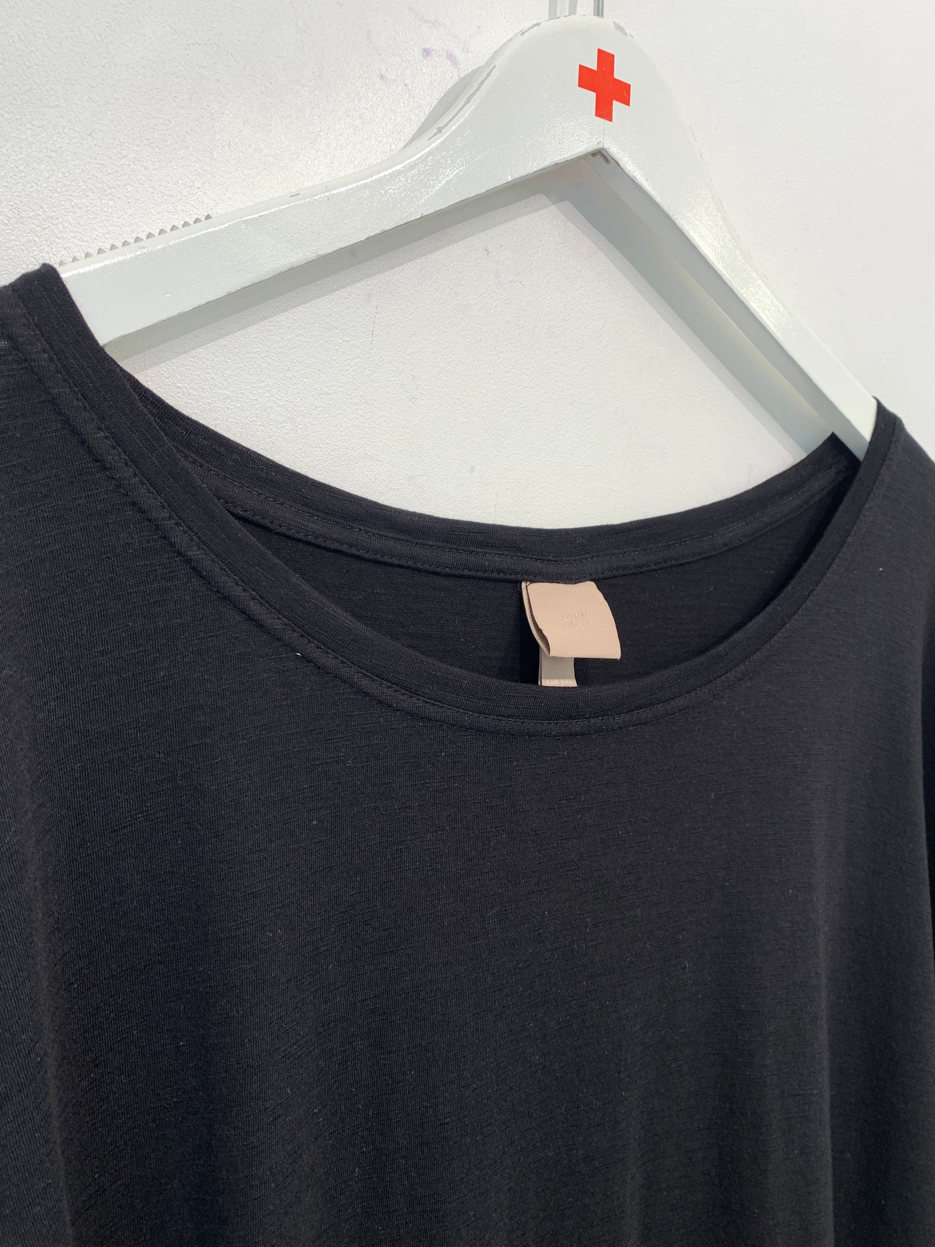 H&M T-shirt
