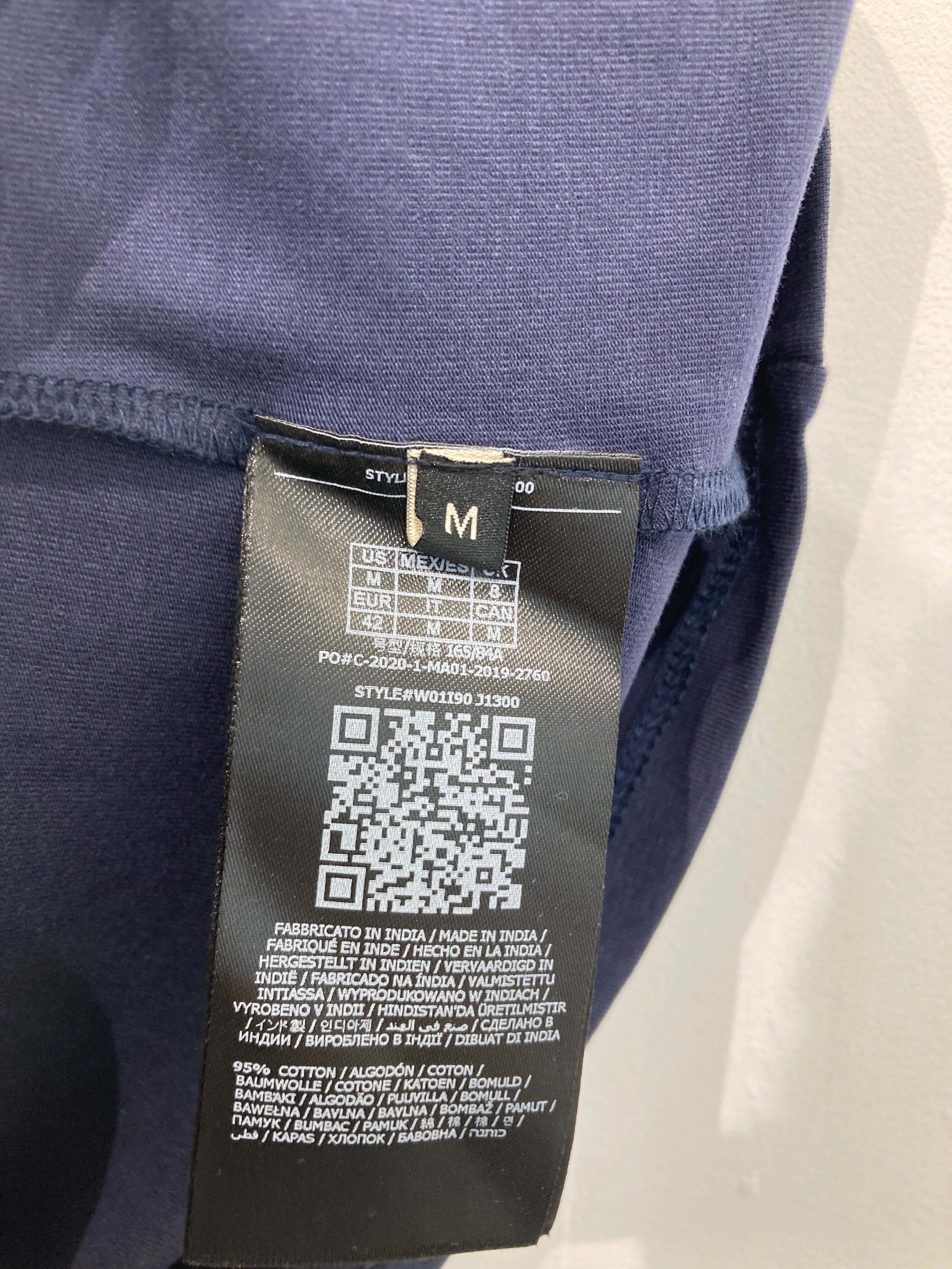 Guess T-shirt