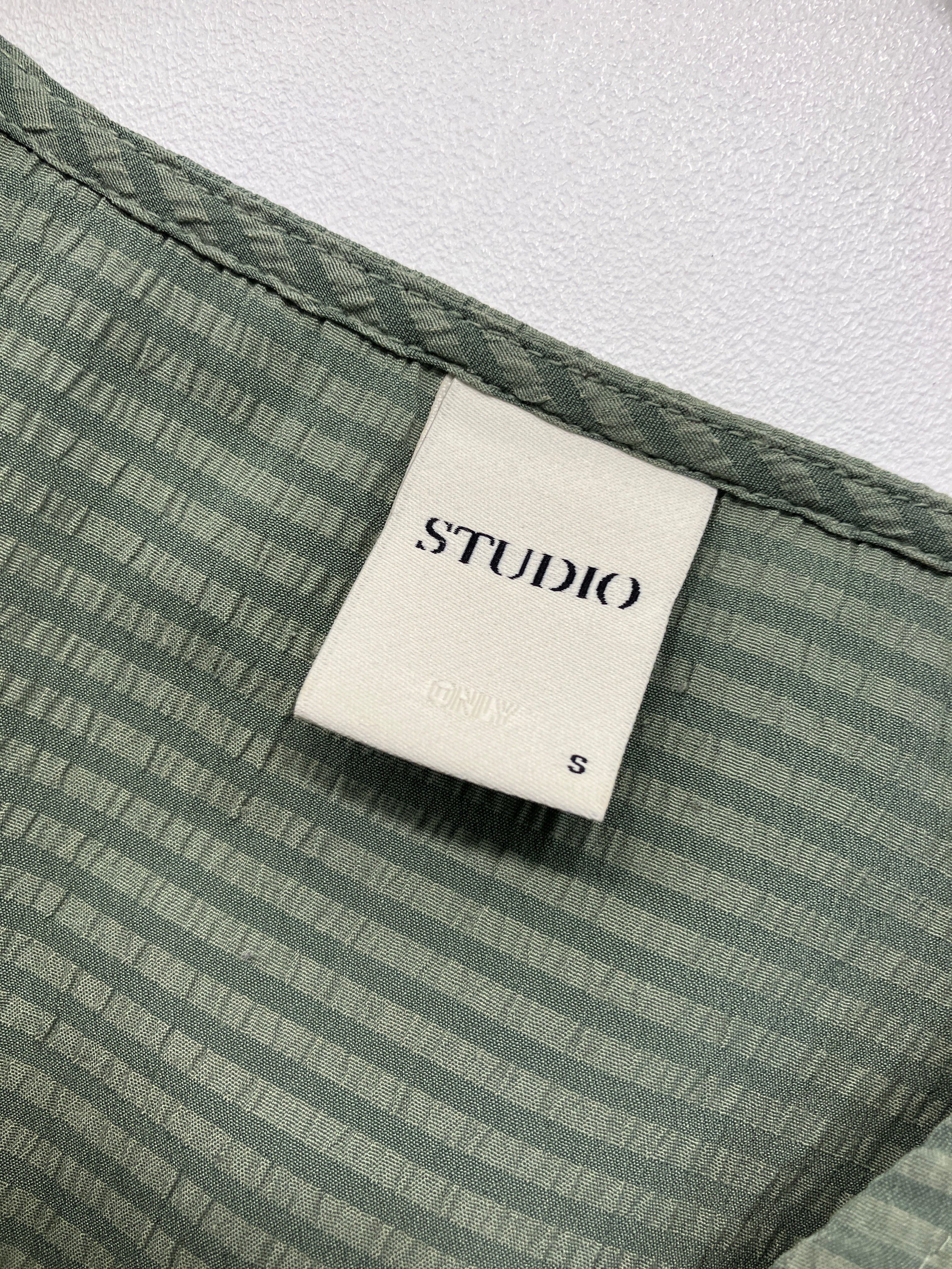 Studio Bluse