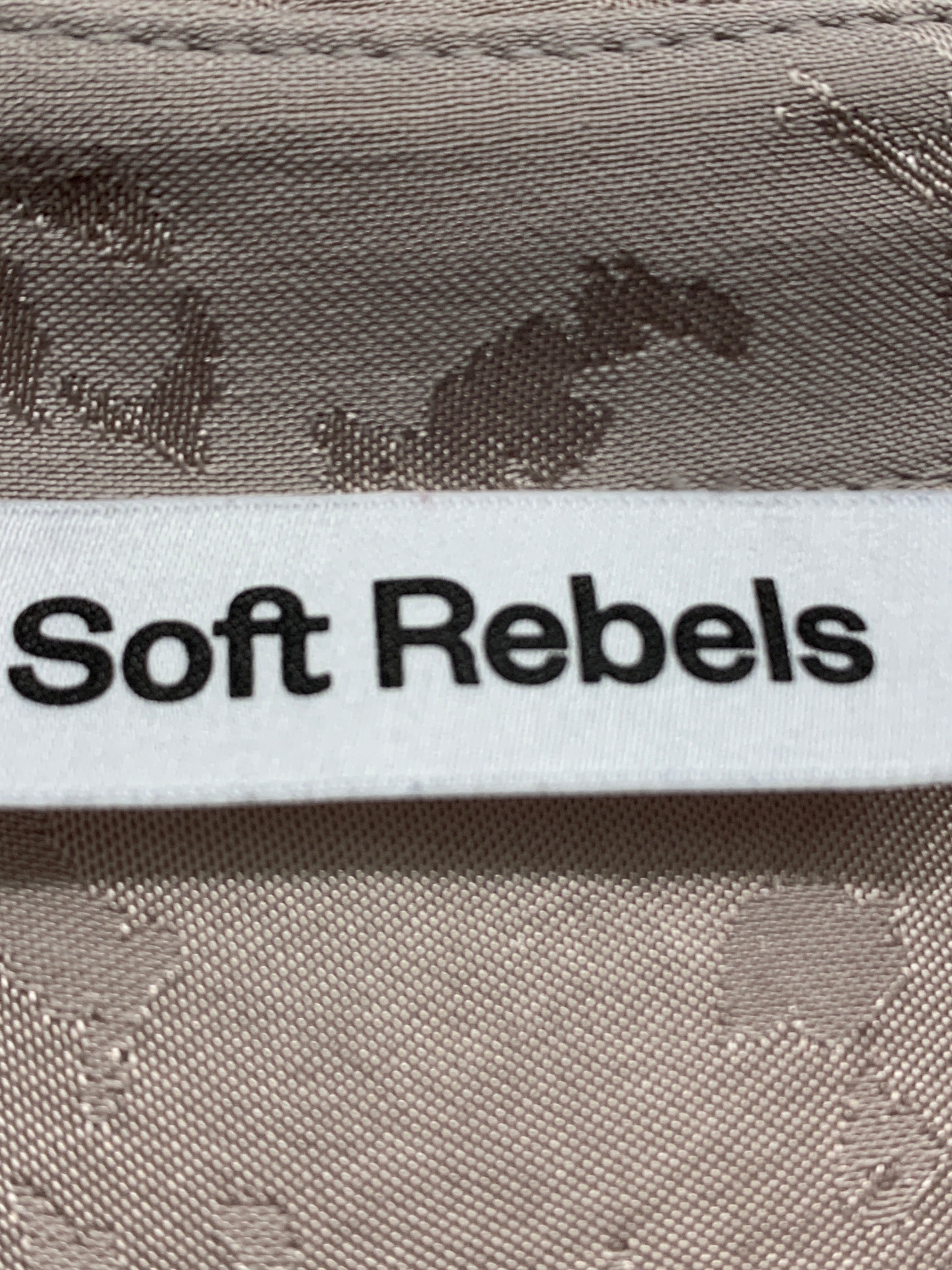 Soft Rebels skjorte