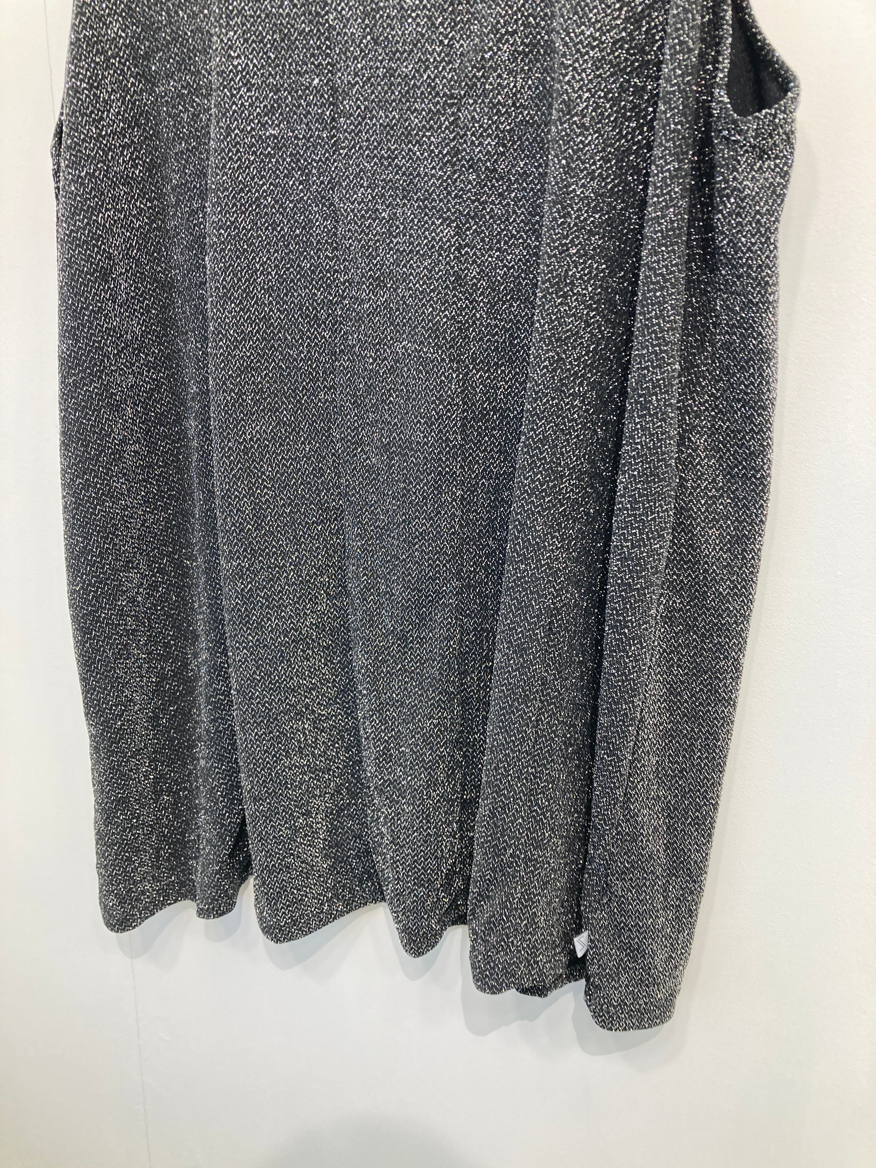 Zhenzi Top