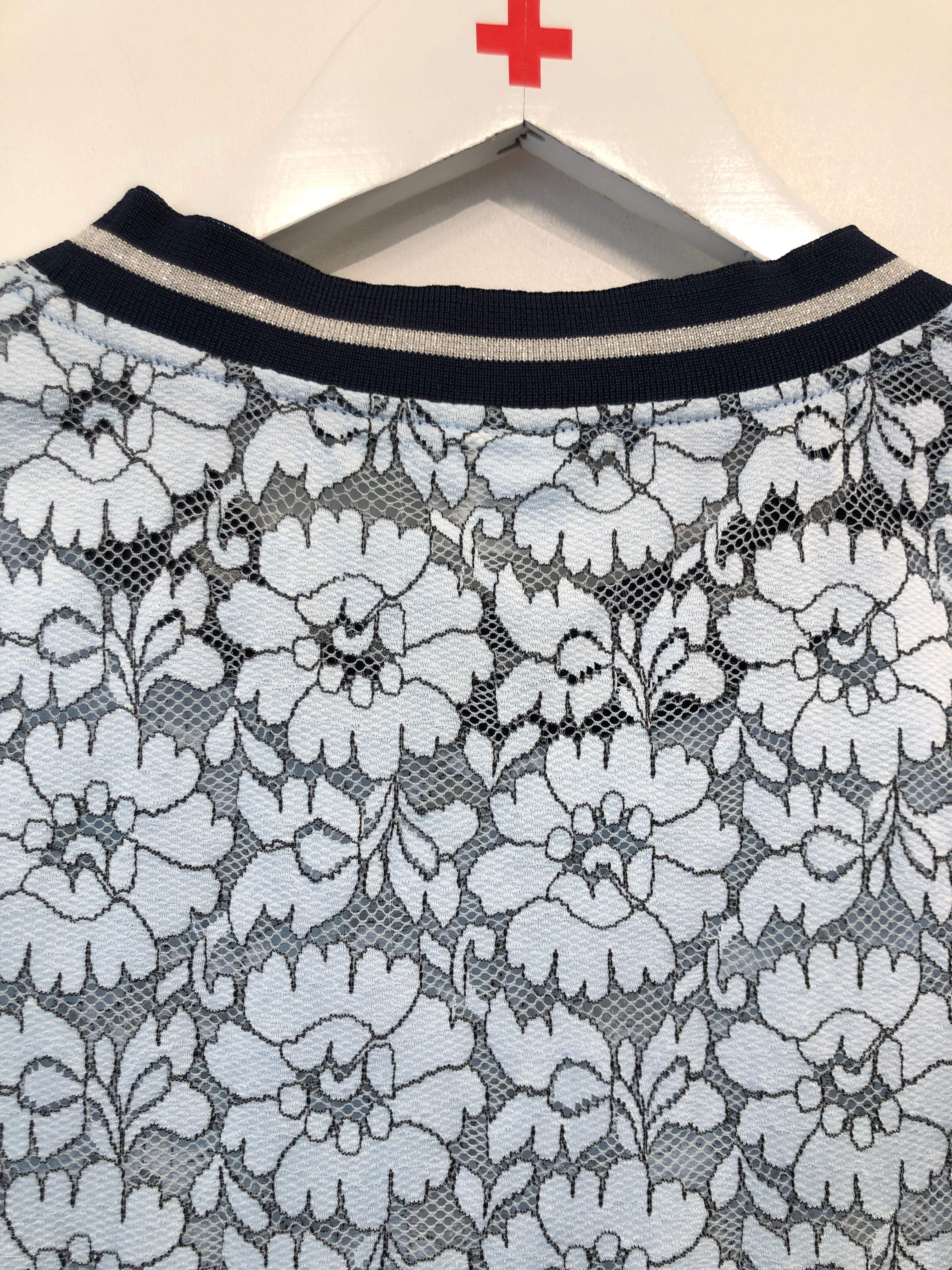 In-Front Bluse
