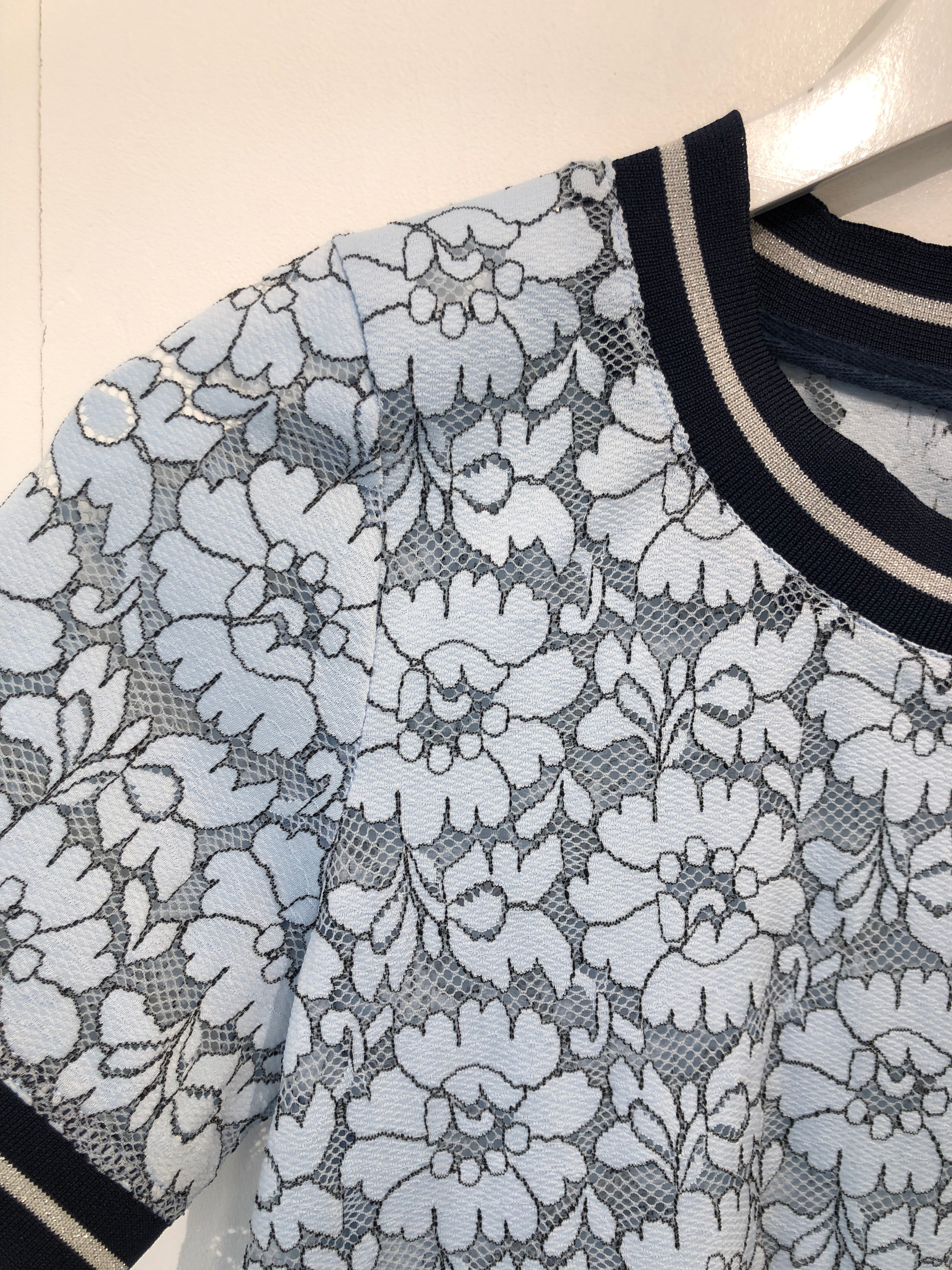 In-Front Bluse
