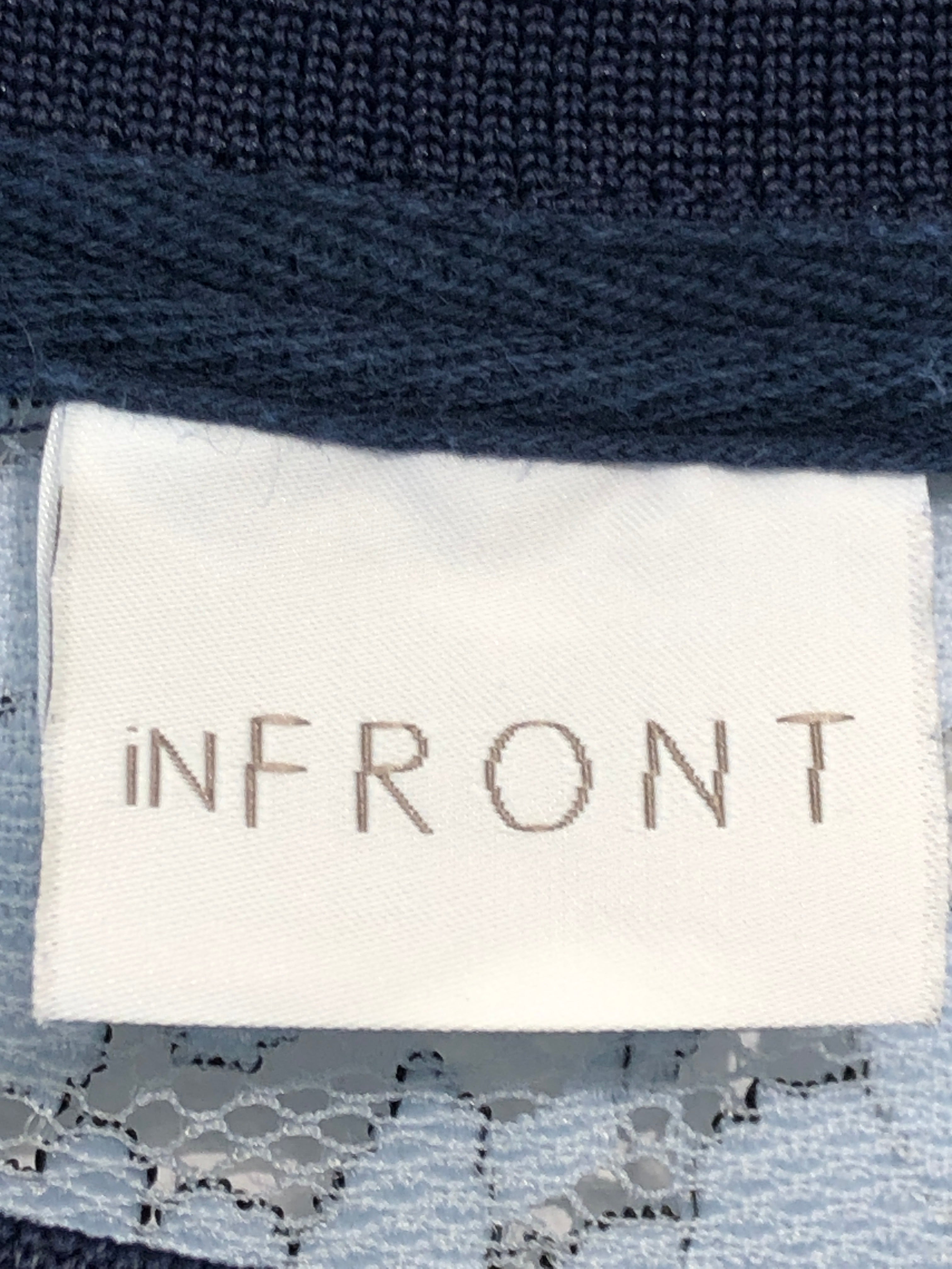 In-Front Bluse