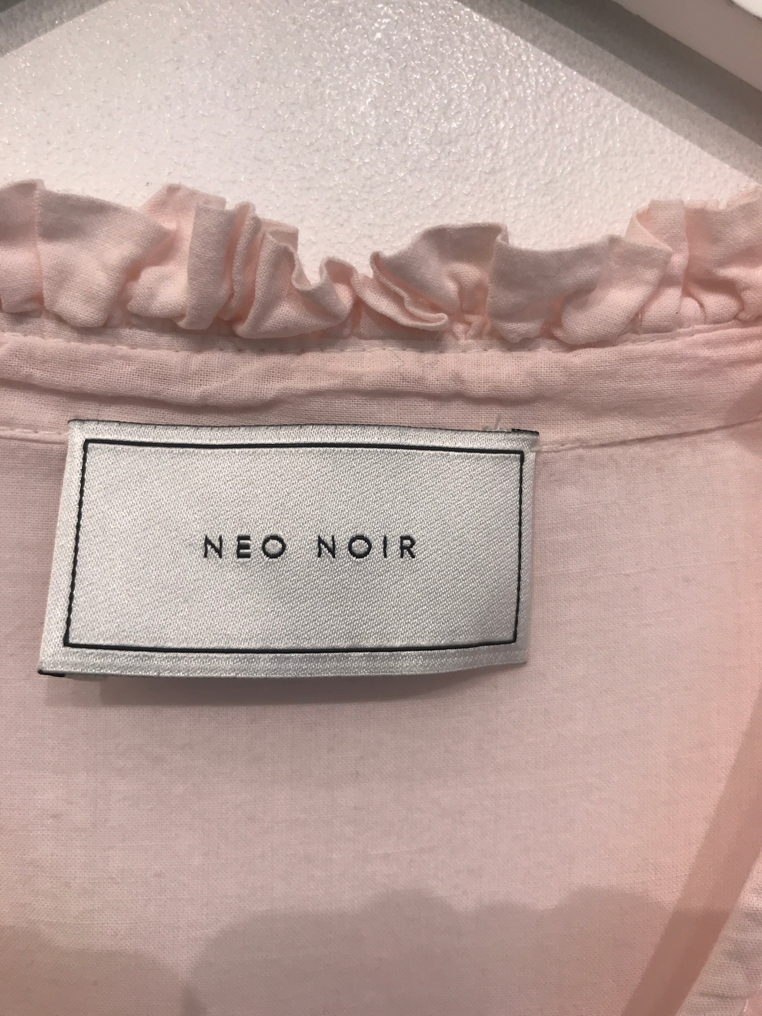 Neo Noir Bluse