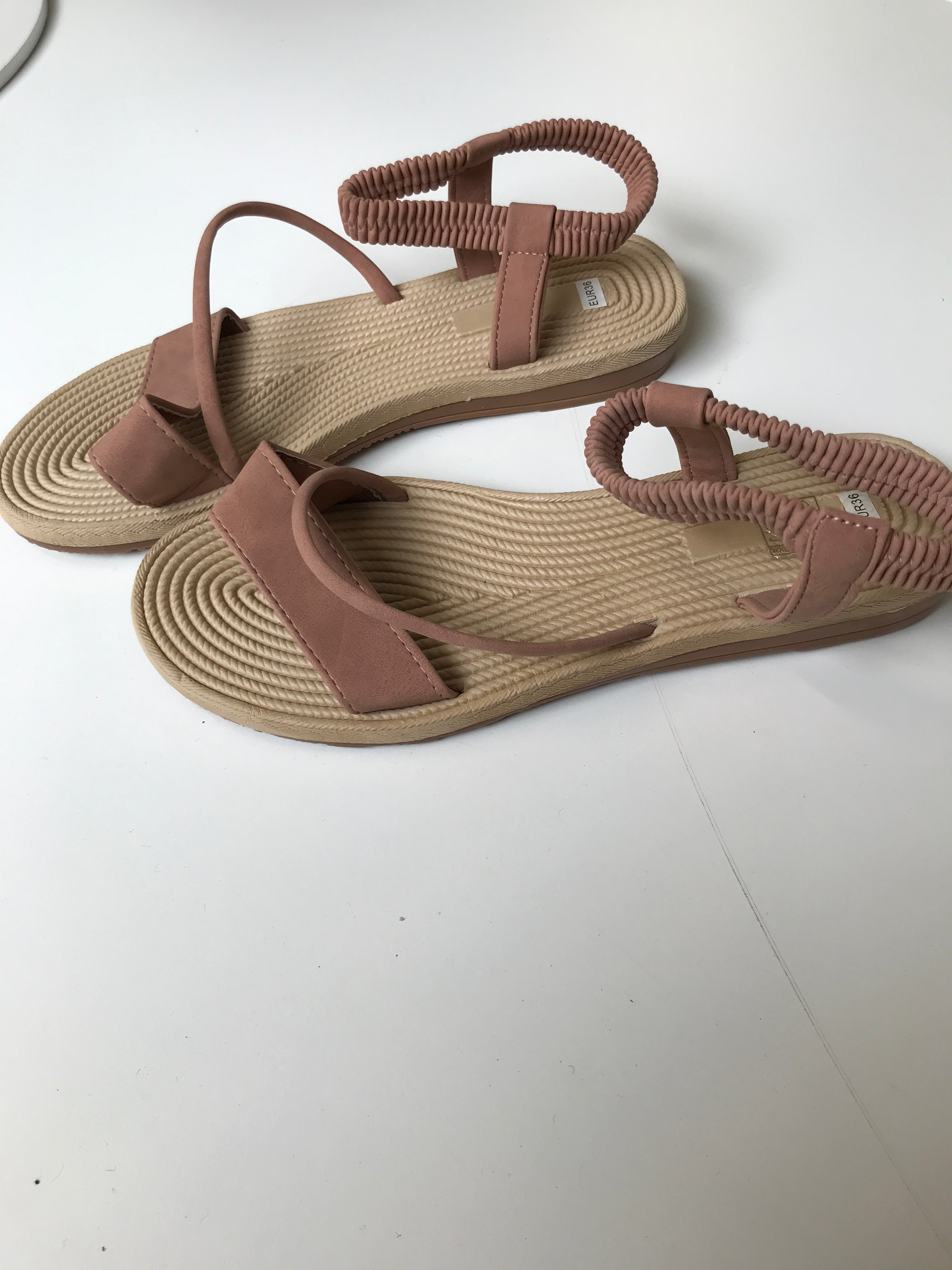 Sandal