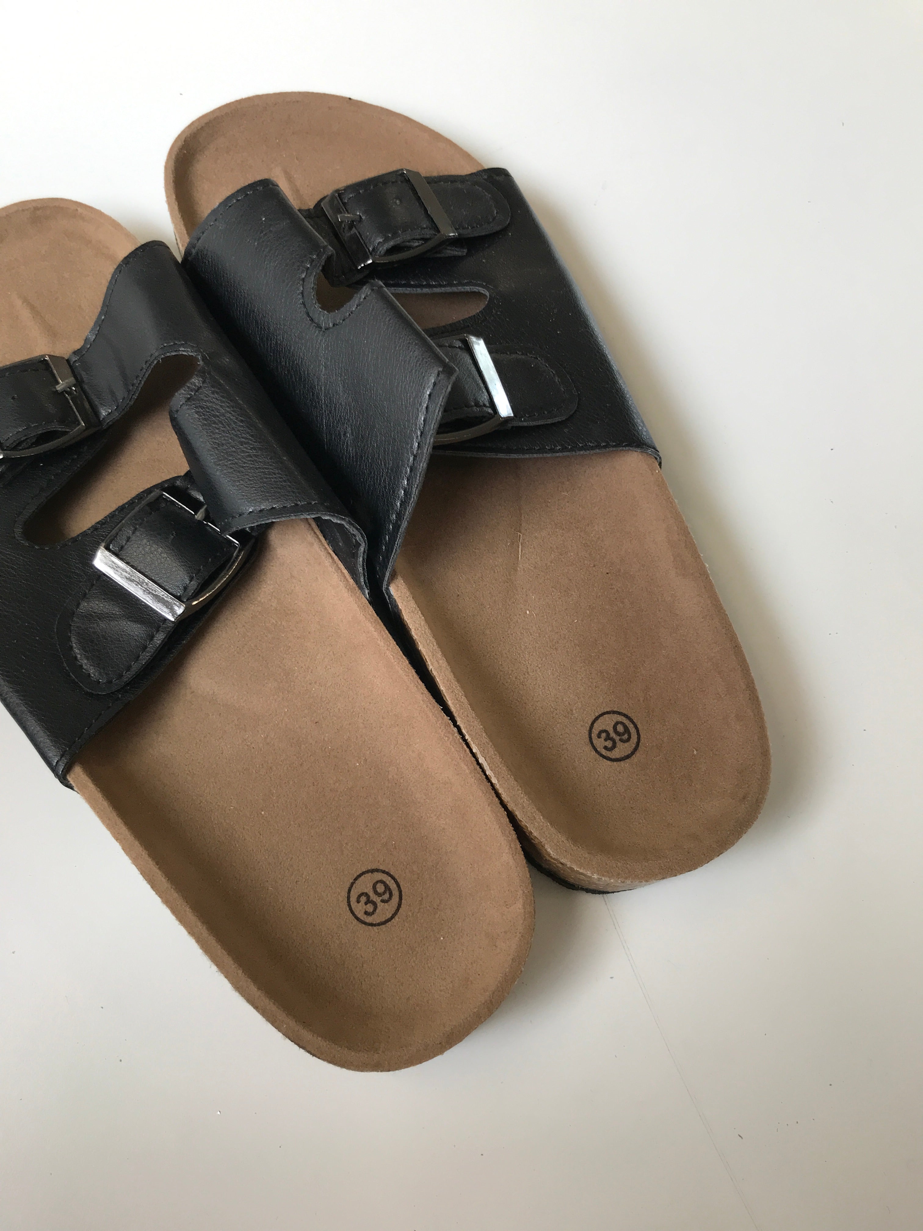 Sandal