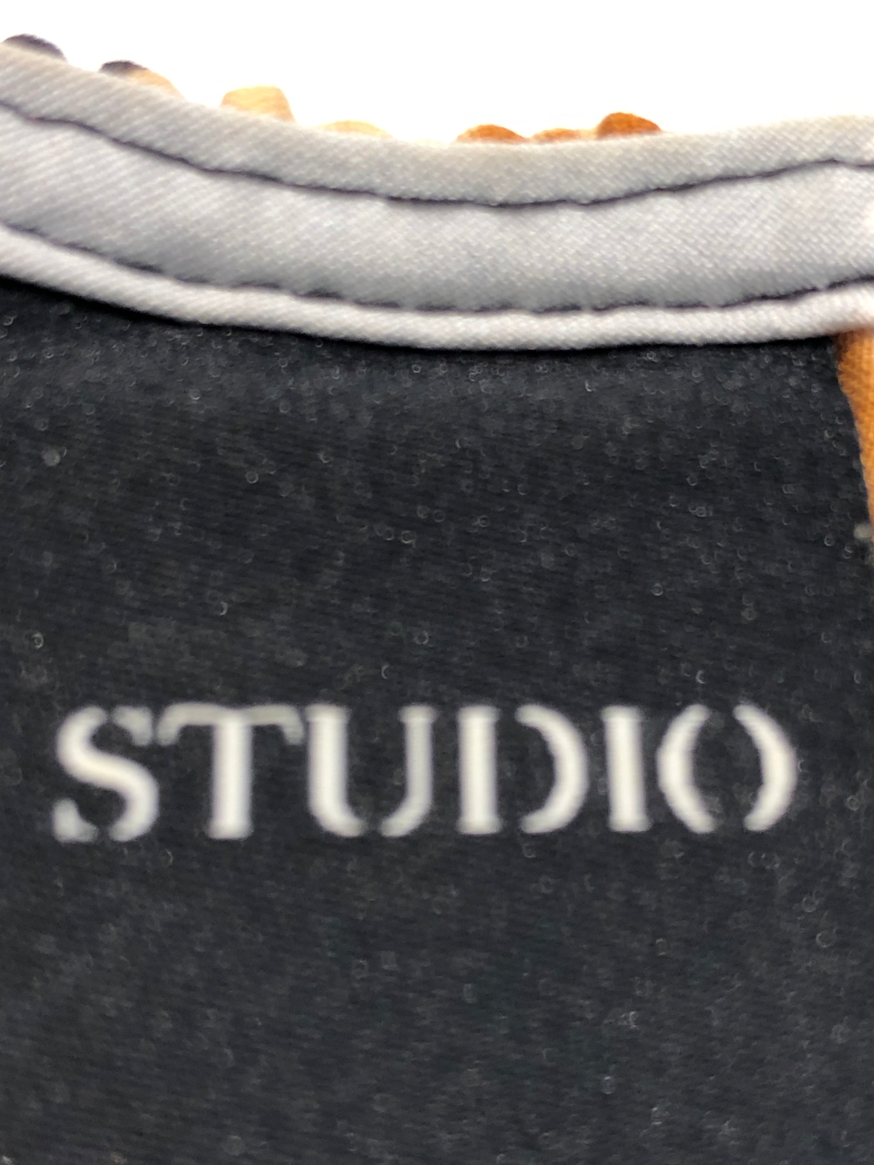 Studio Bluse