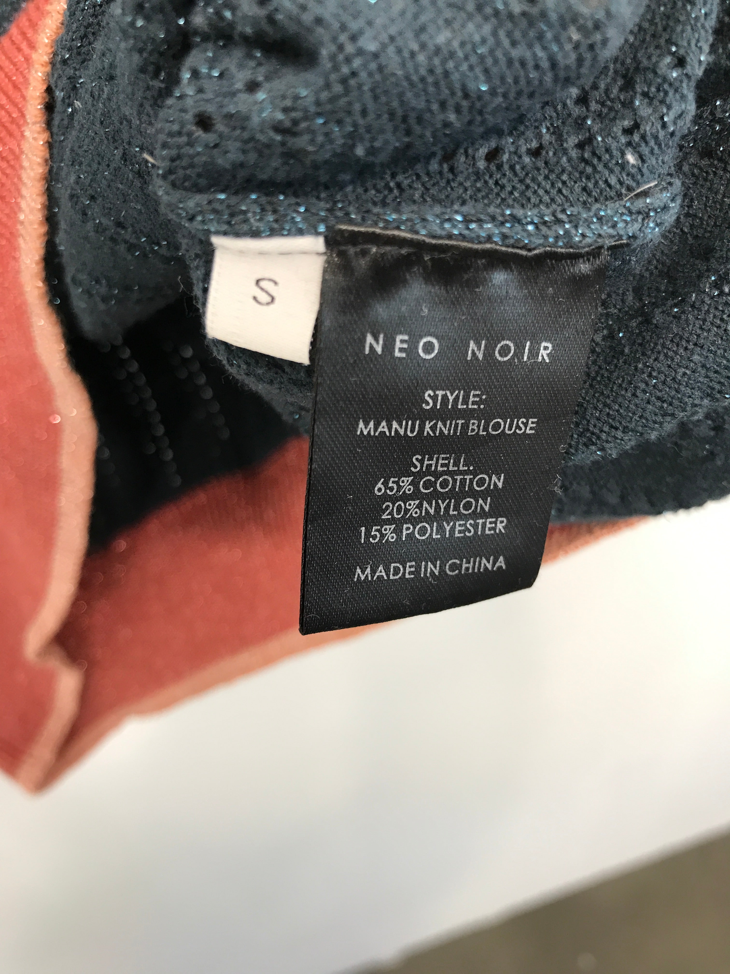 NEO NOIR Strik