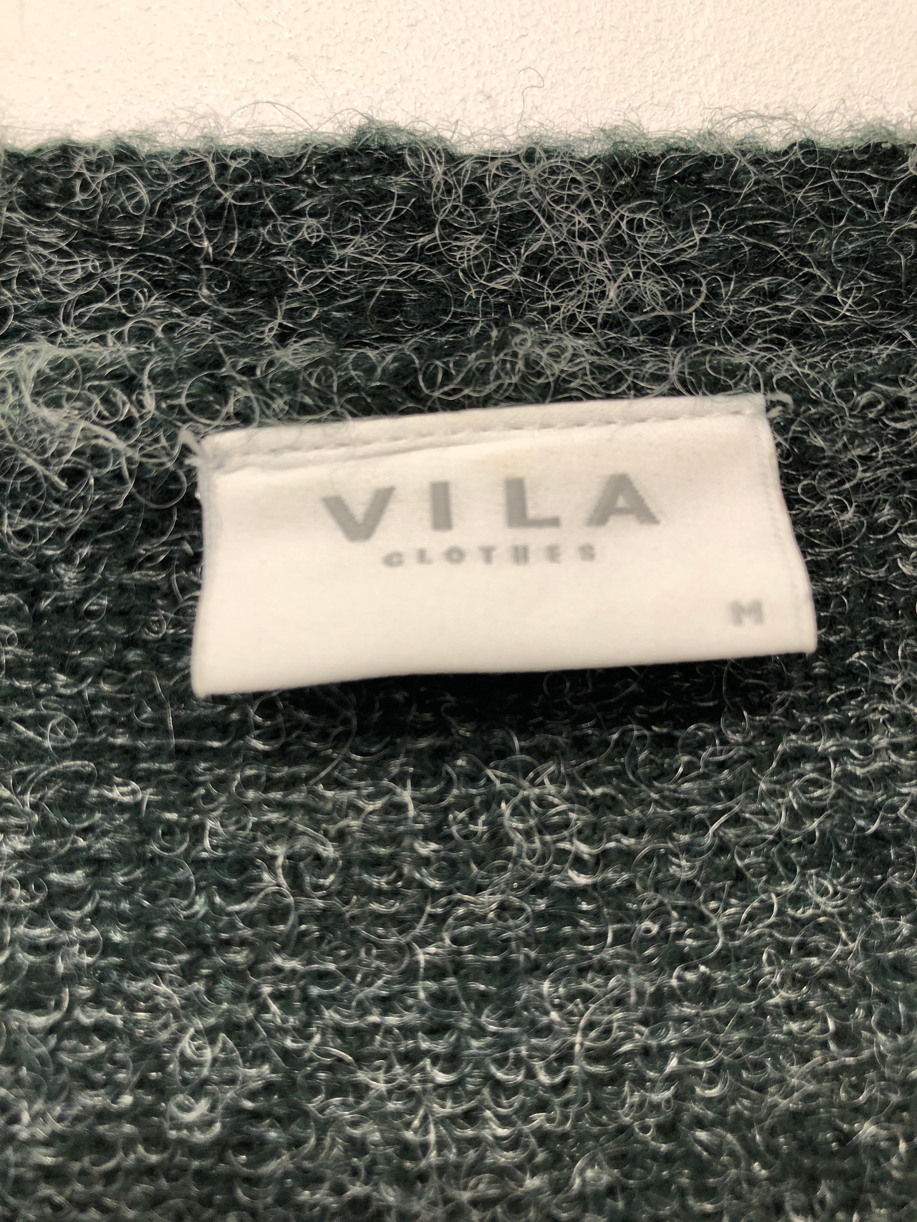 Vila Cardigan