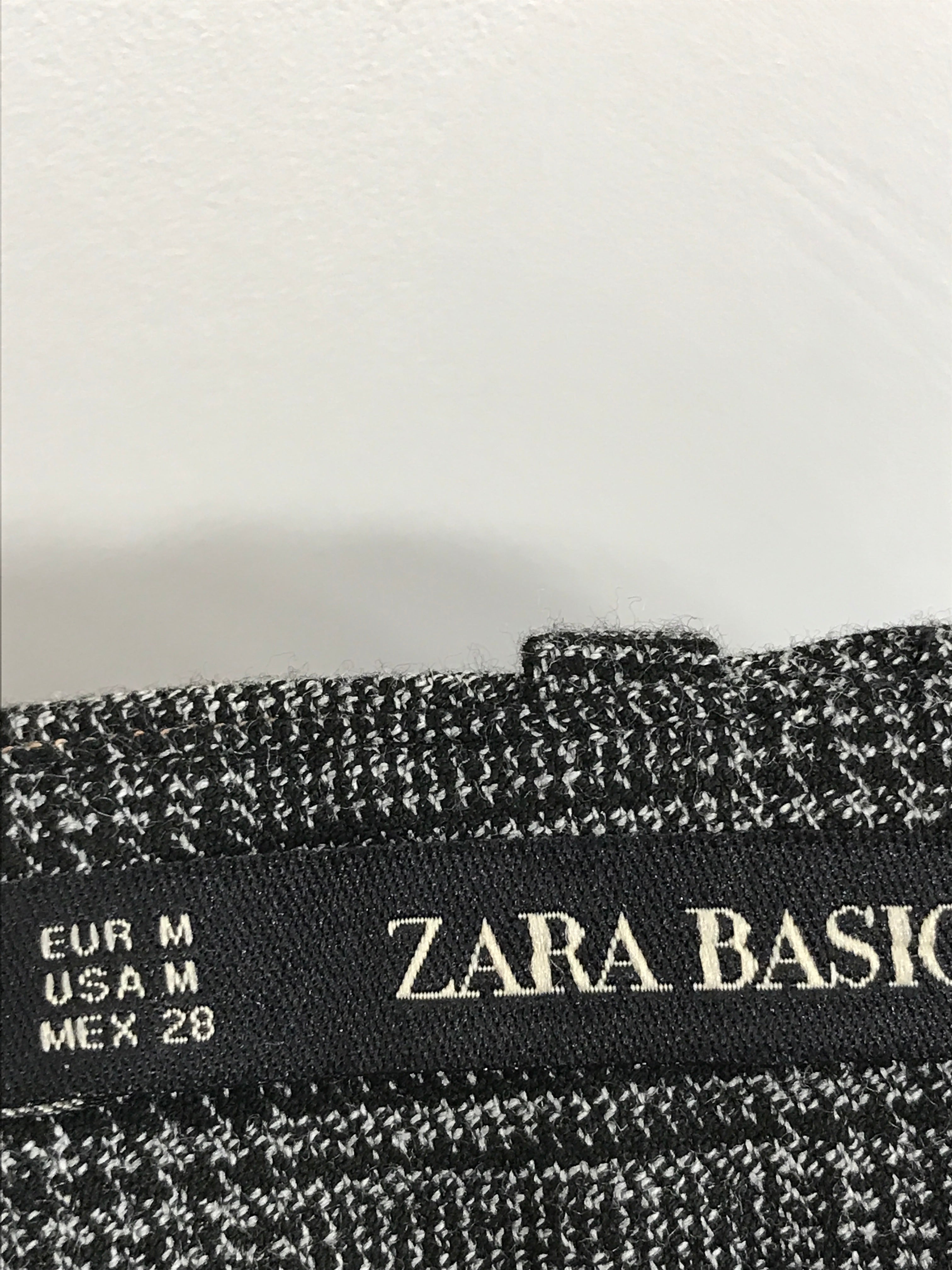 Zara Bukser