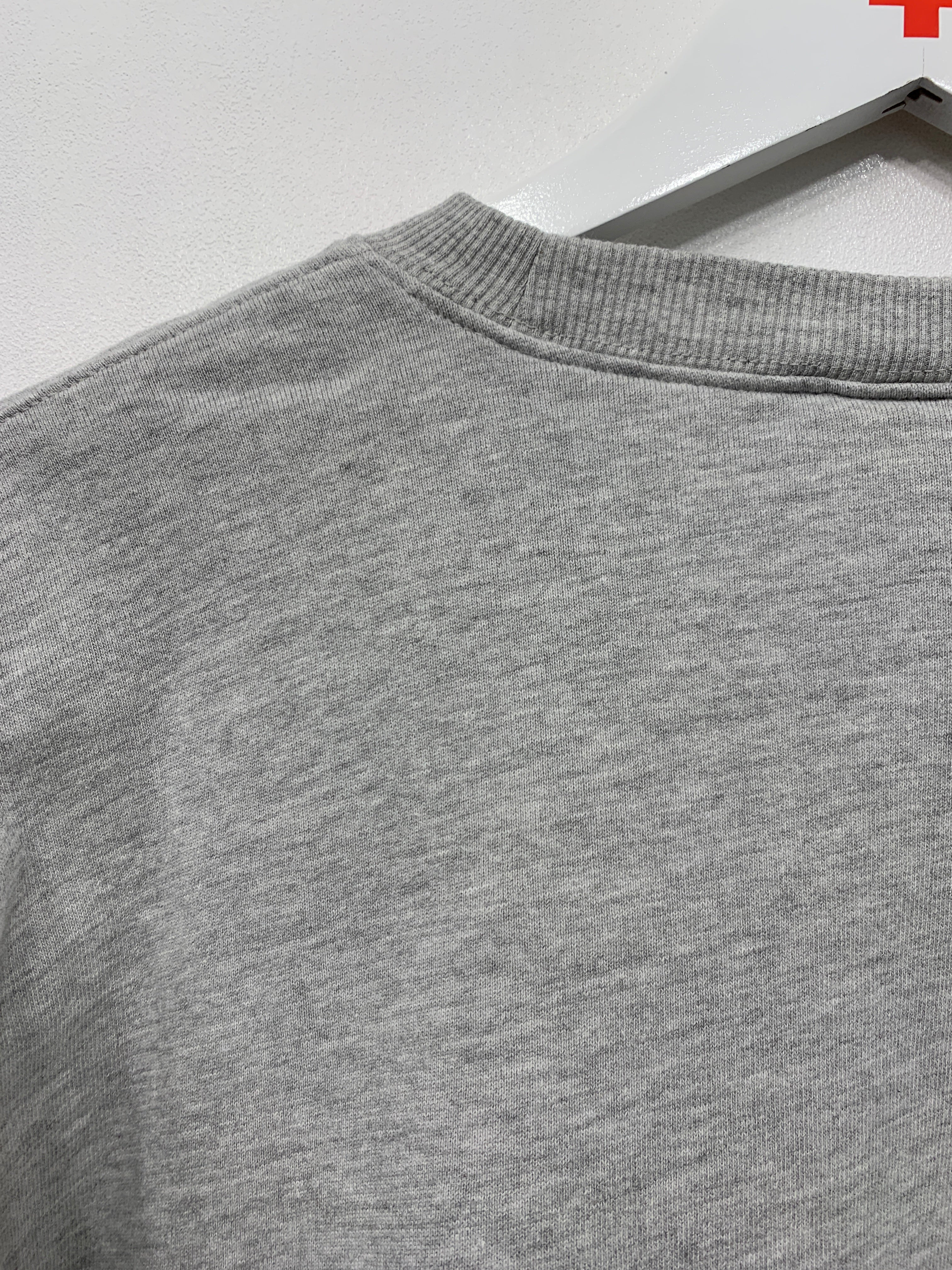 Gina Tricot Sweatshirt