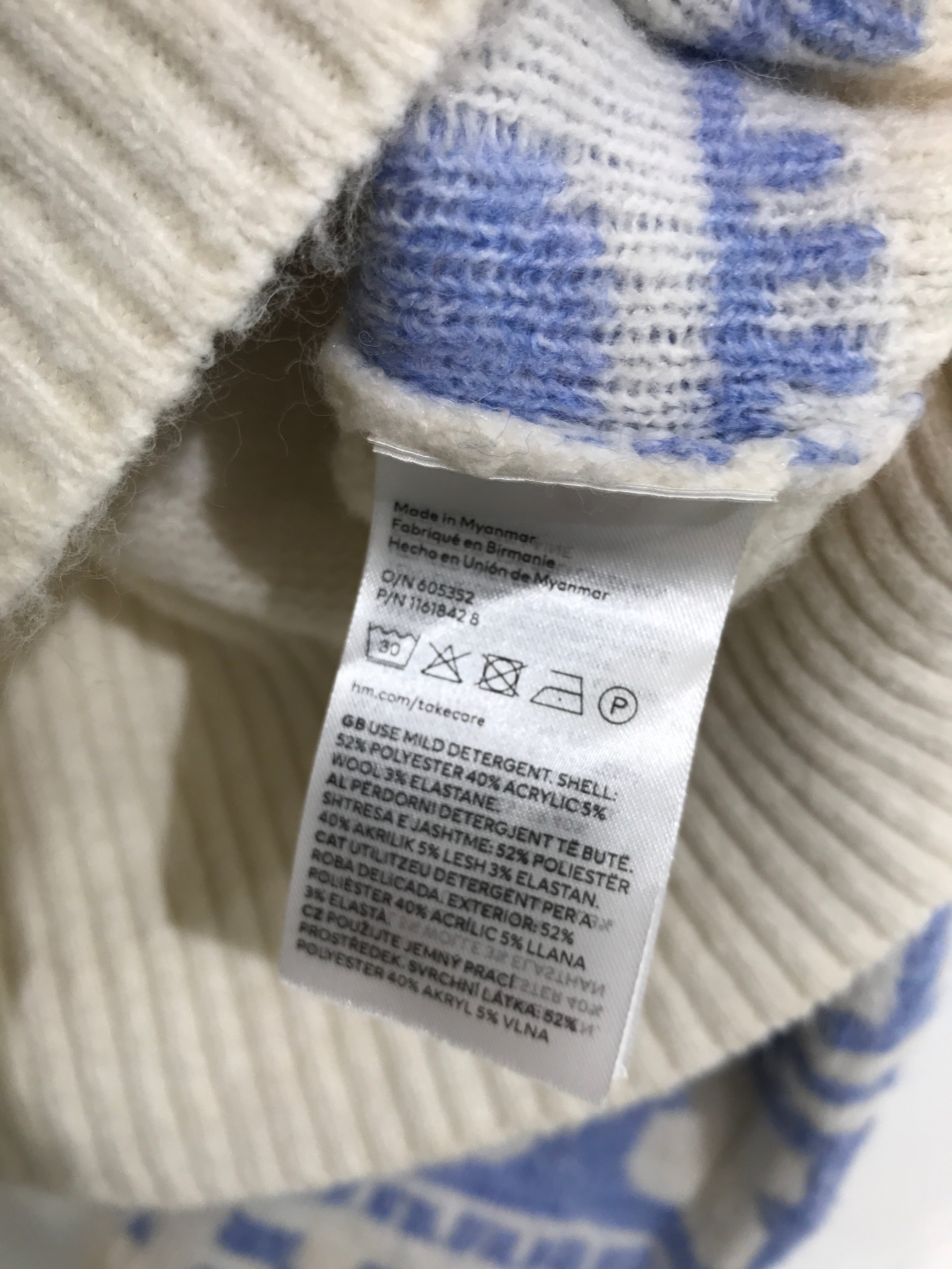 H&M Sweater