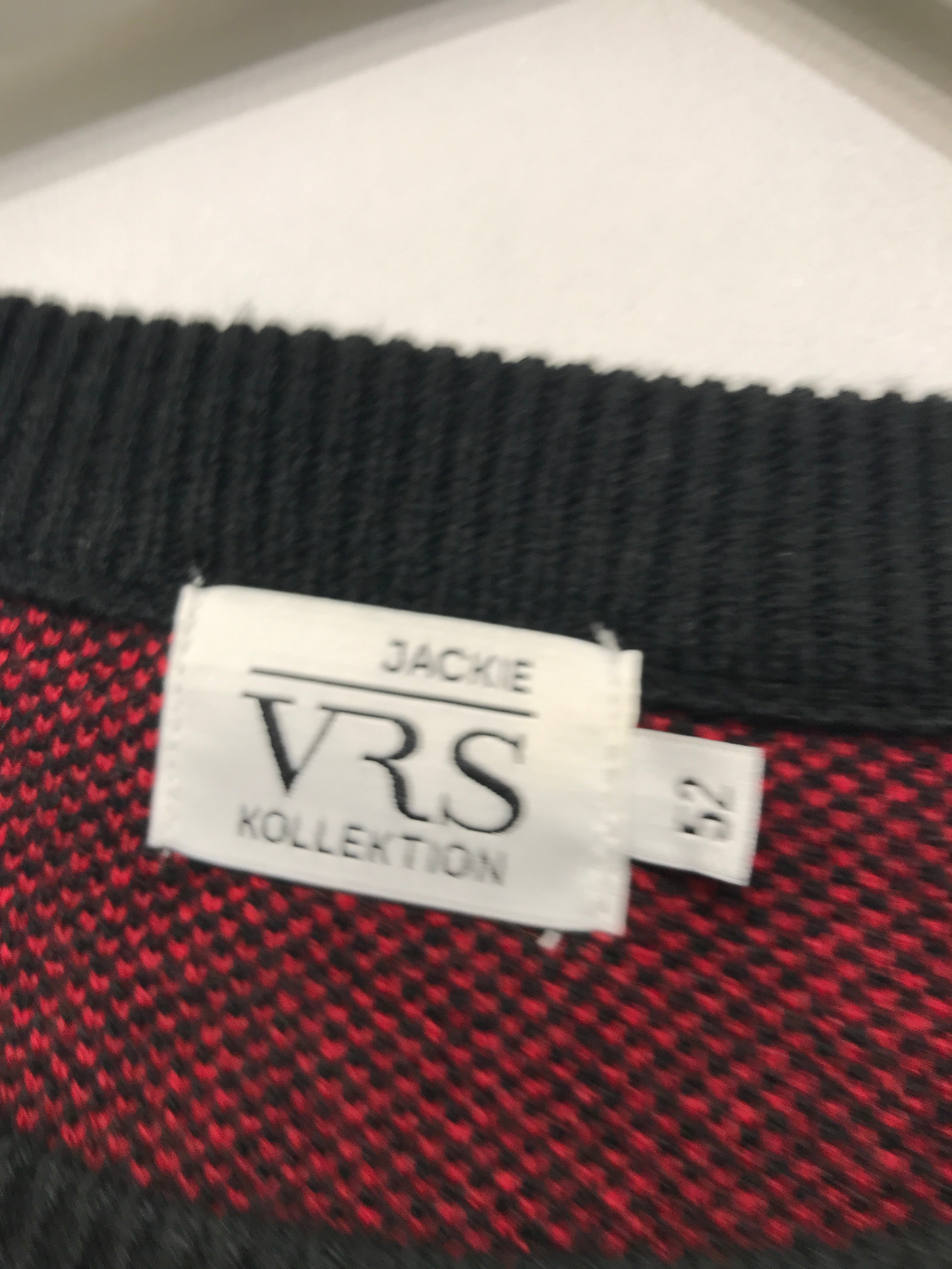 VRS Sweater