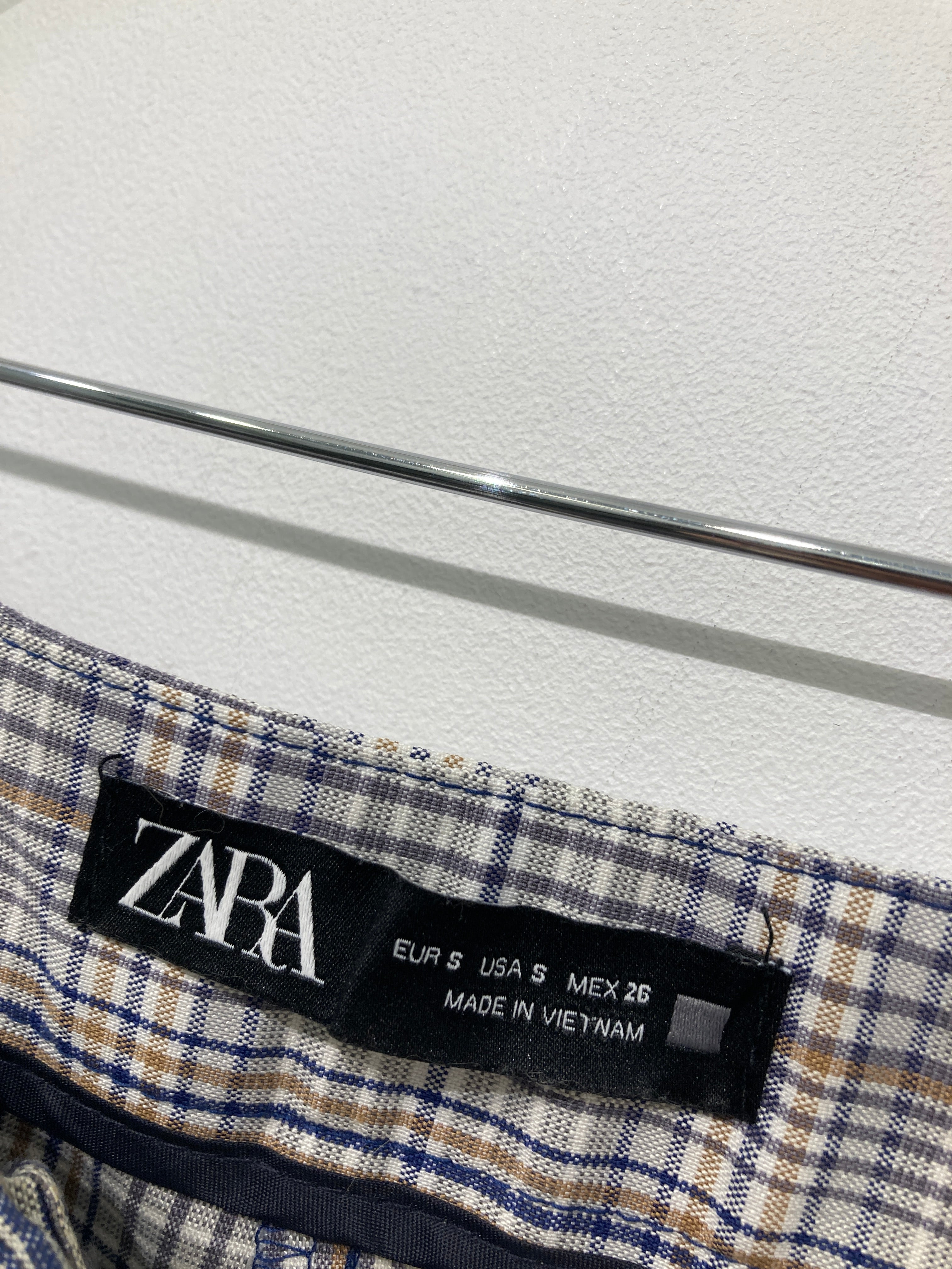 Zara Bukser