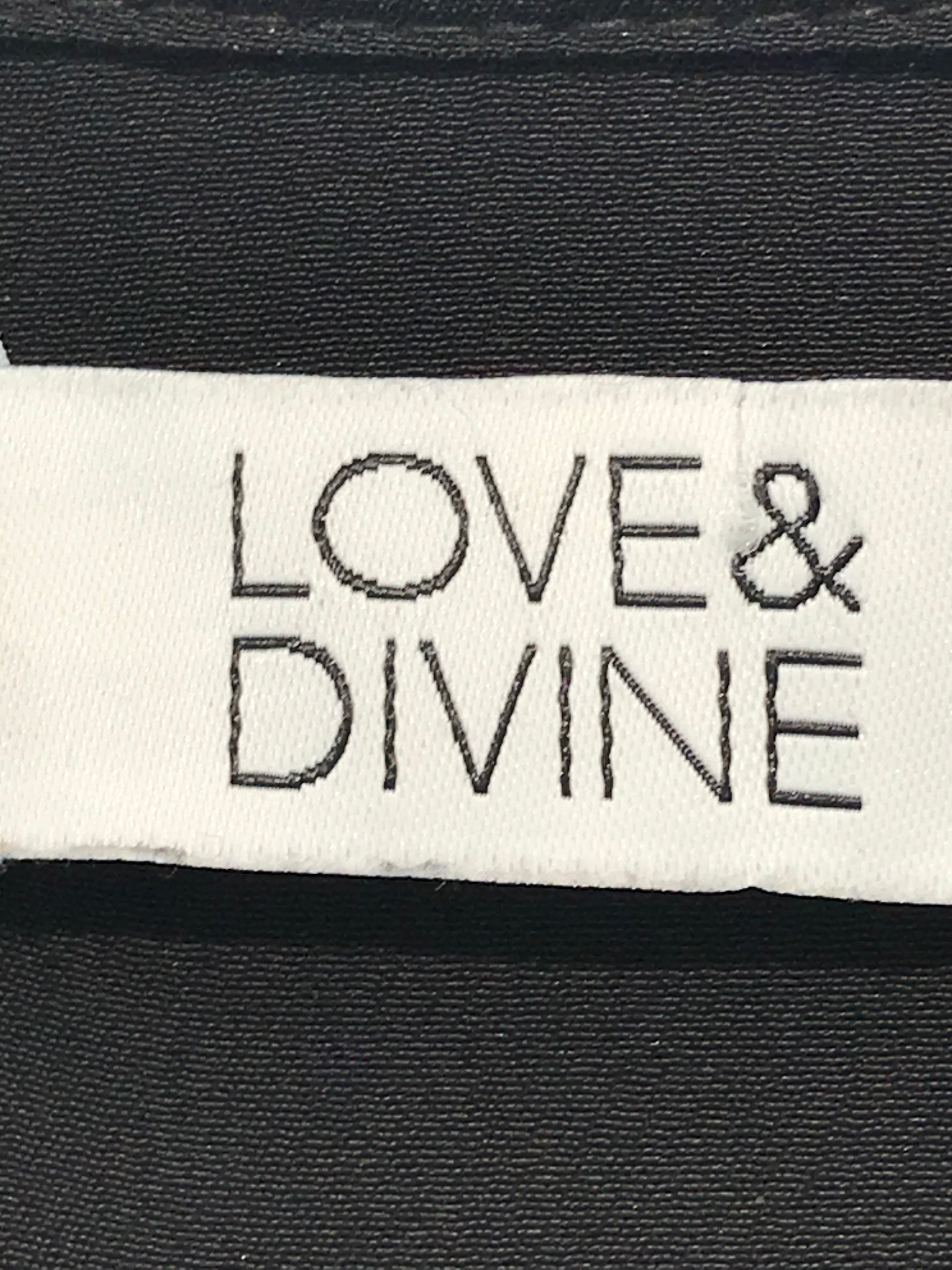 Love & Divine Kjole