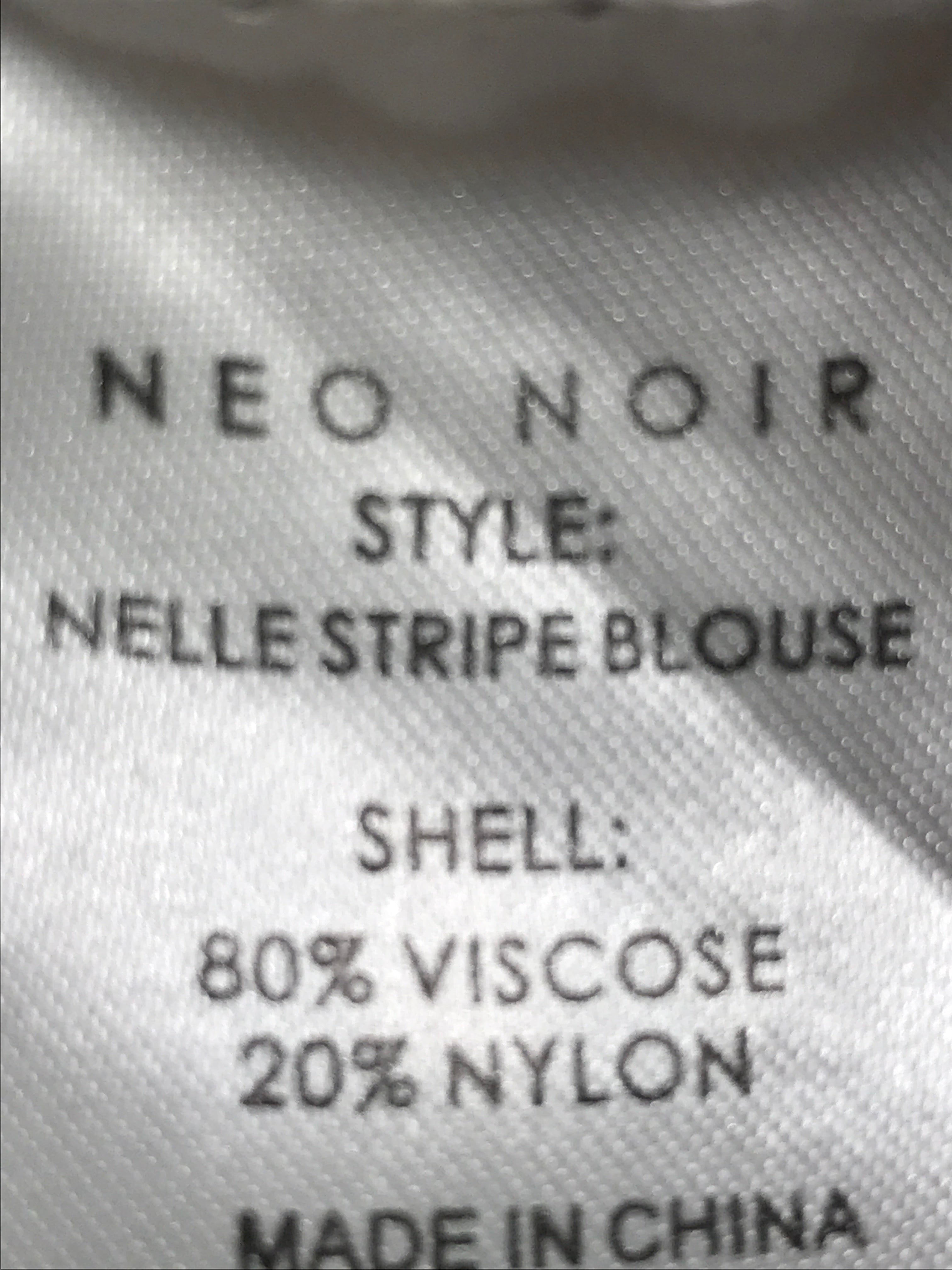 Neo Noir Bluse