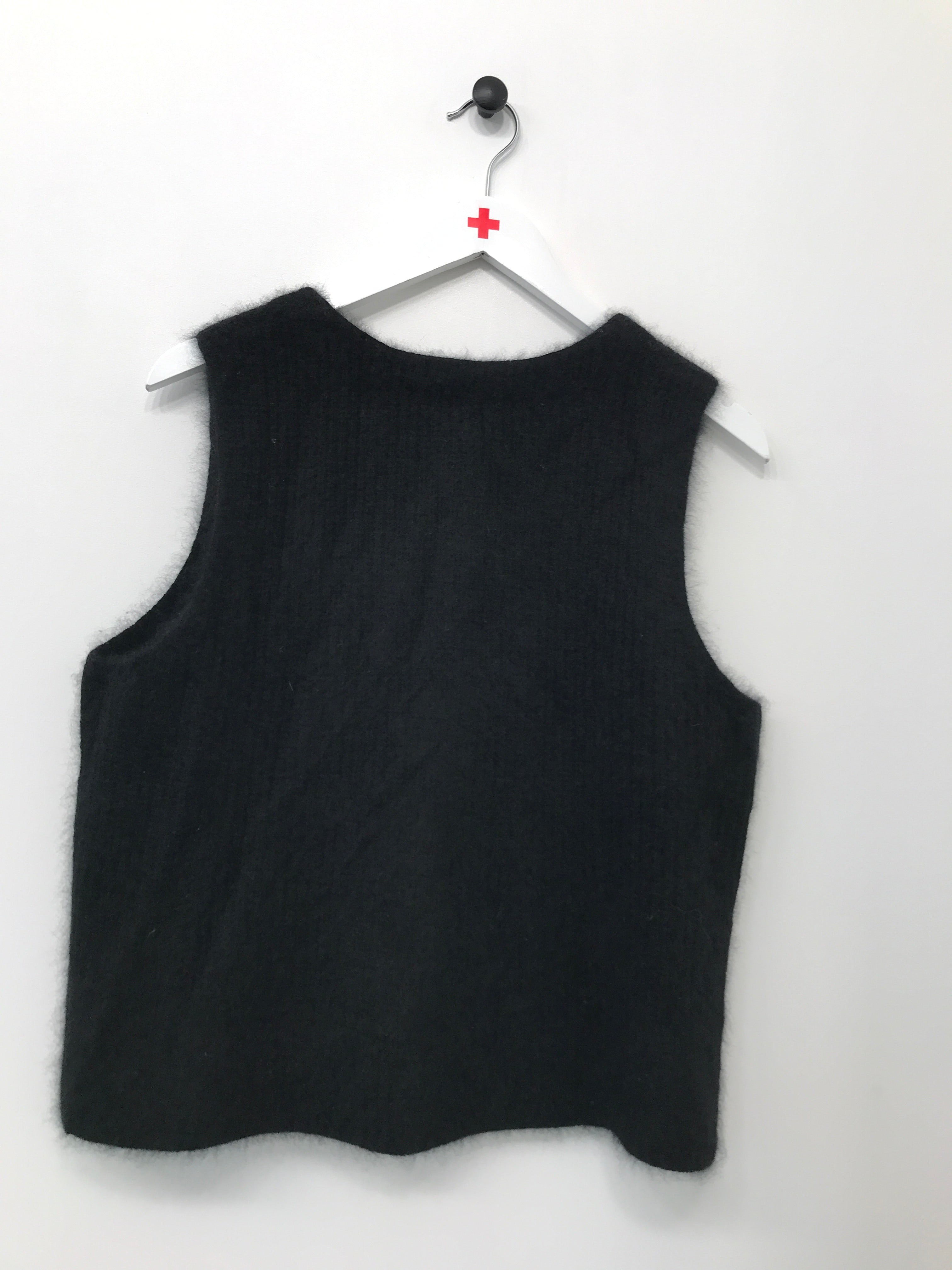 Six Ames vest