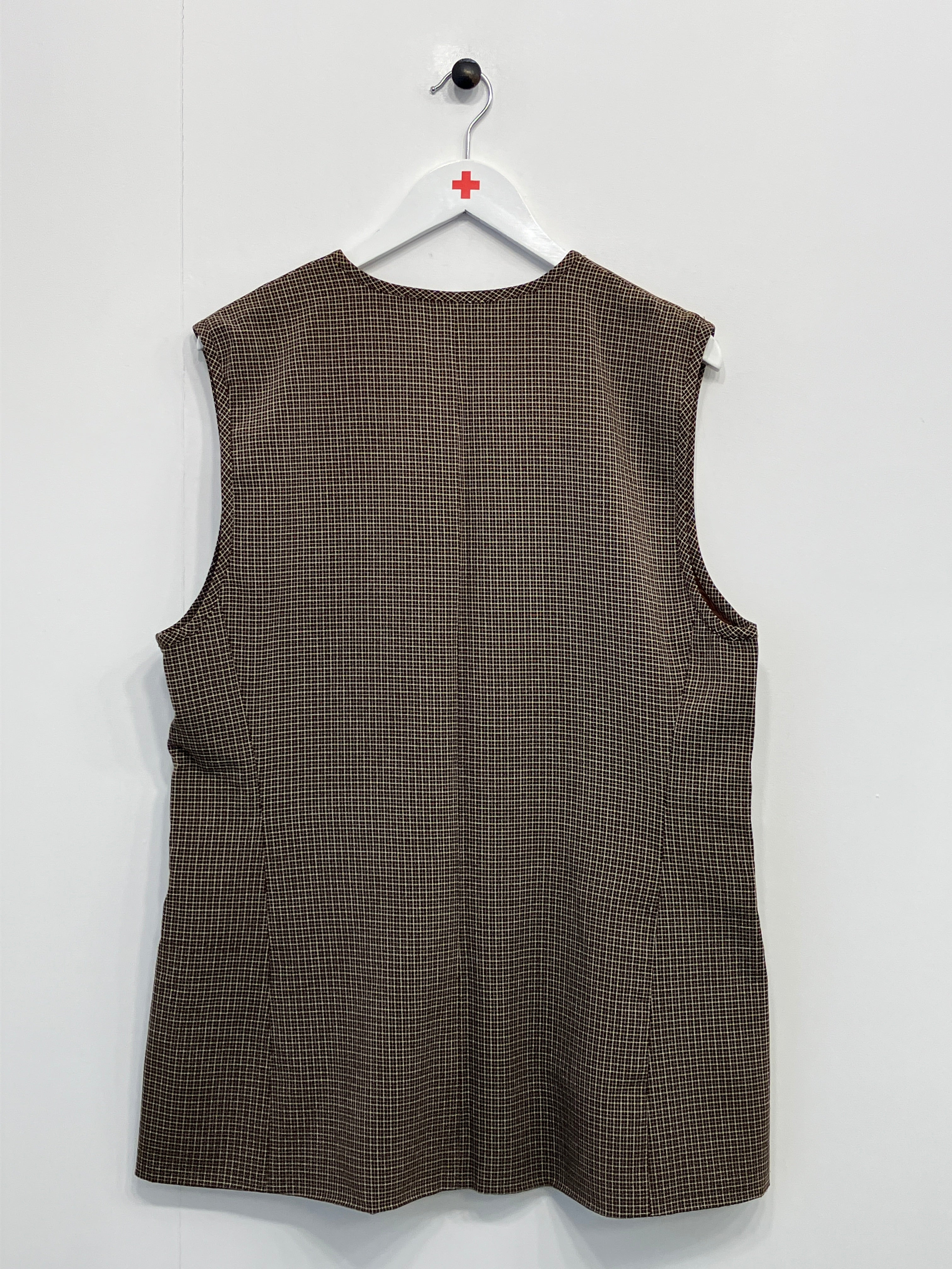 Avanti Vest