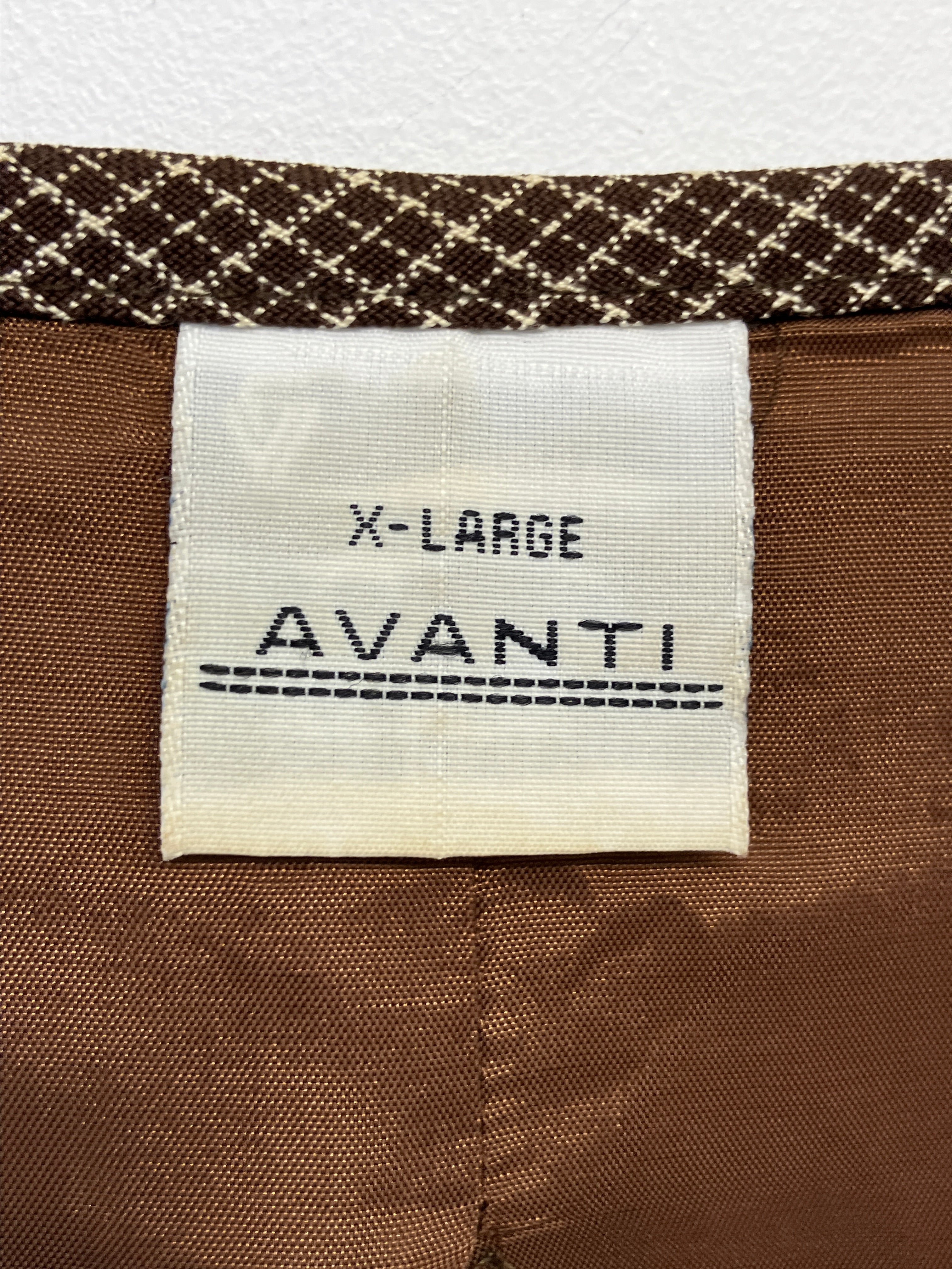 Avanti Vest