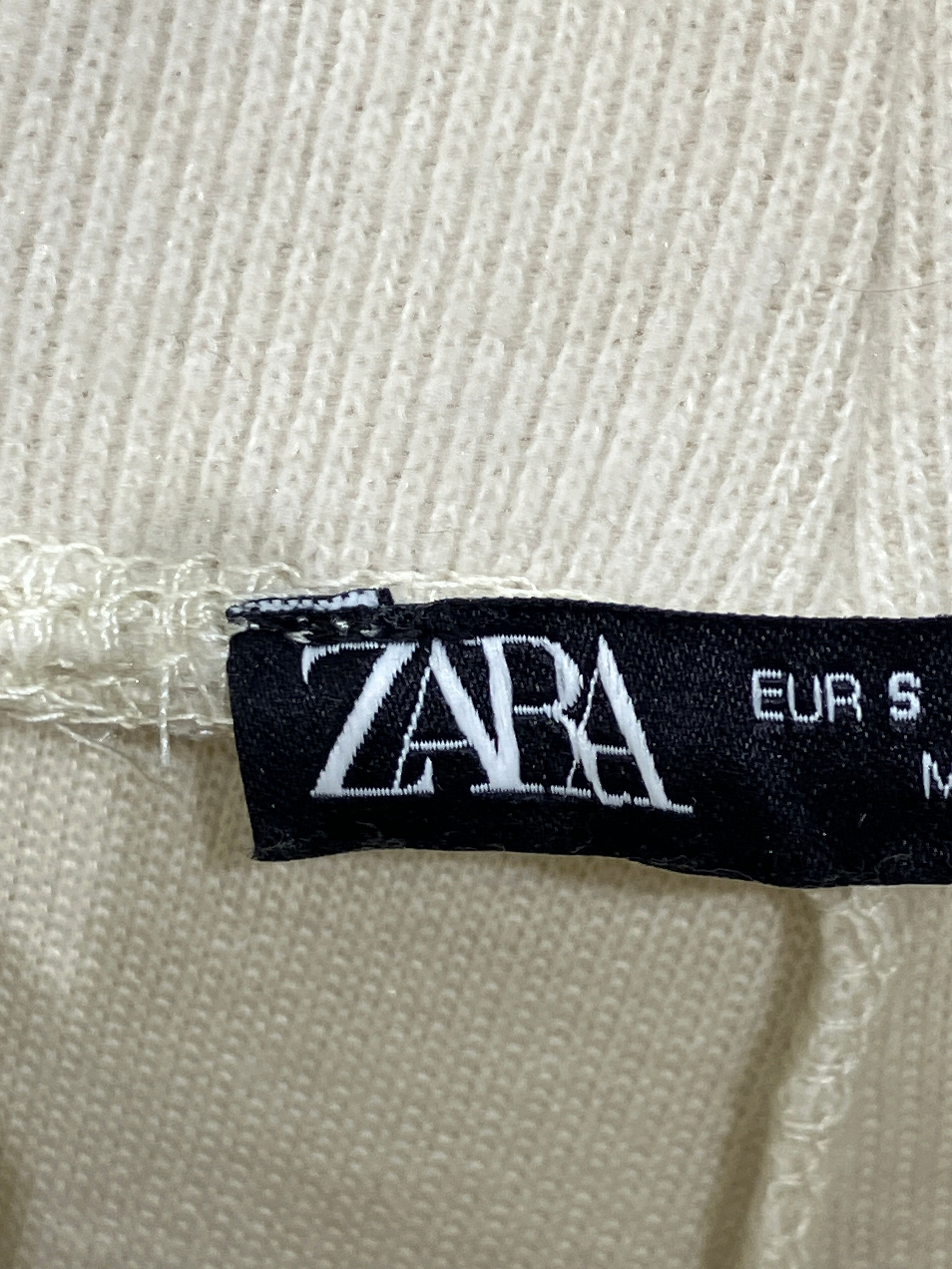 Zara Bukser