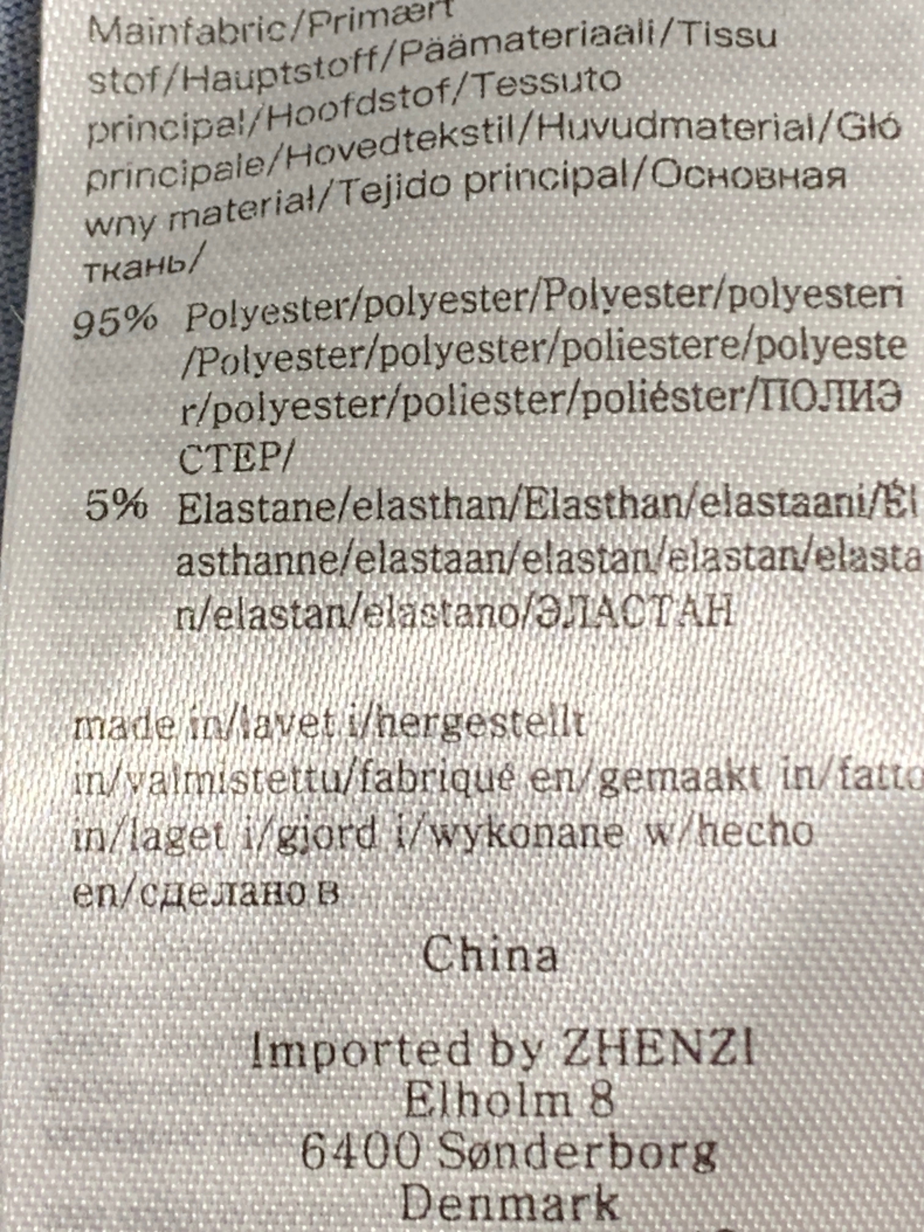 Zhenzi Bukser