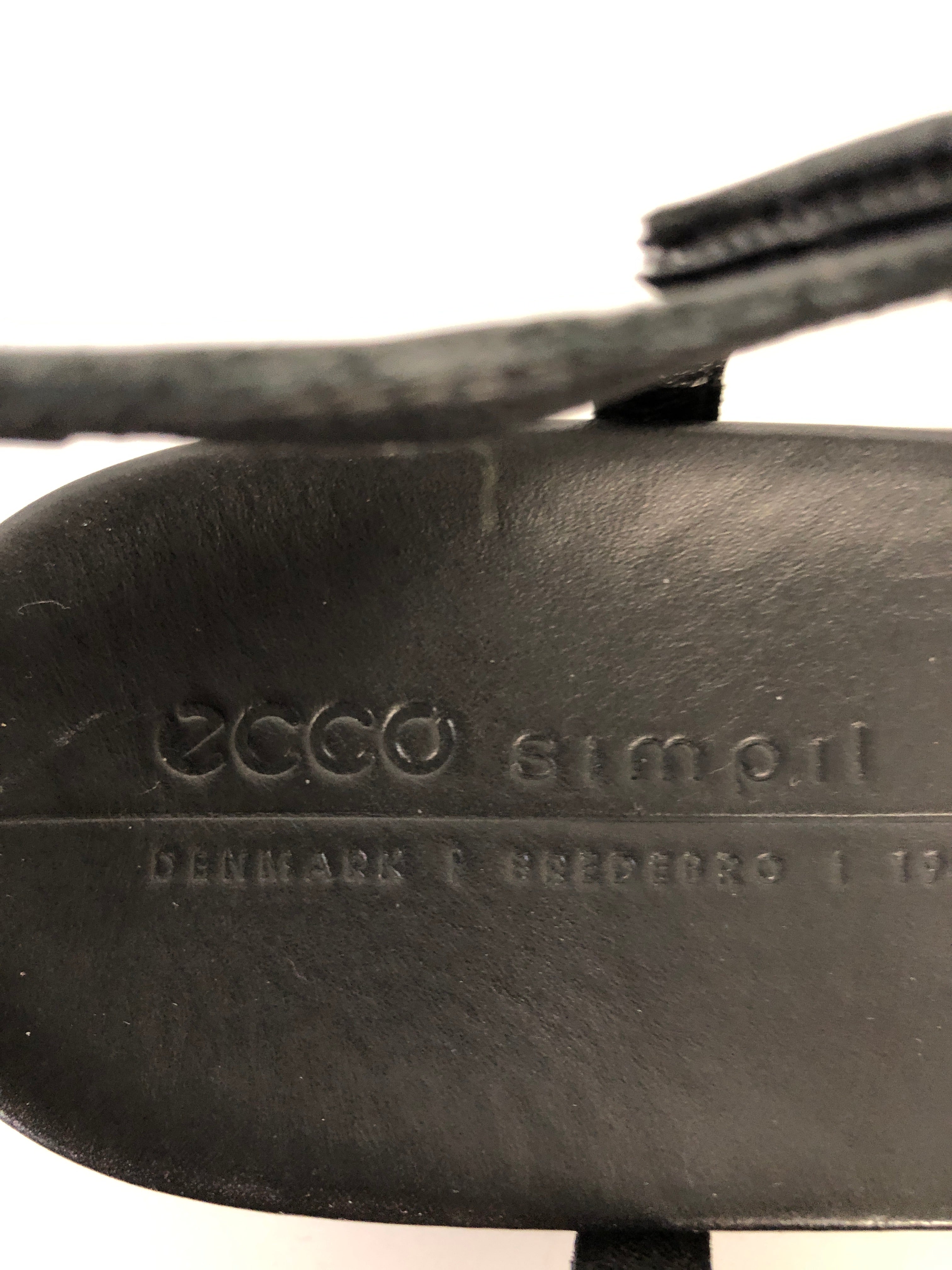 Ecco Sandaler