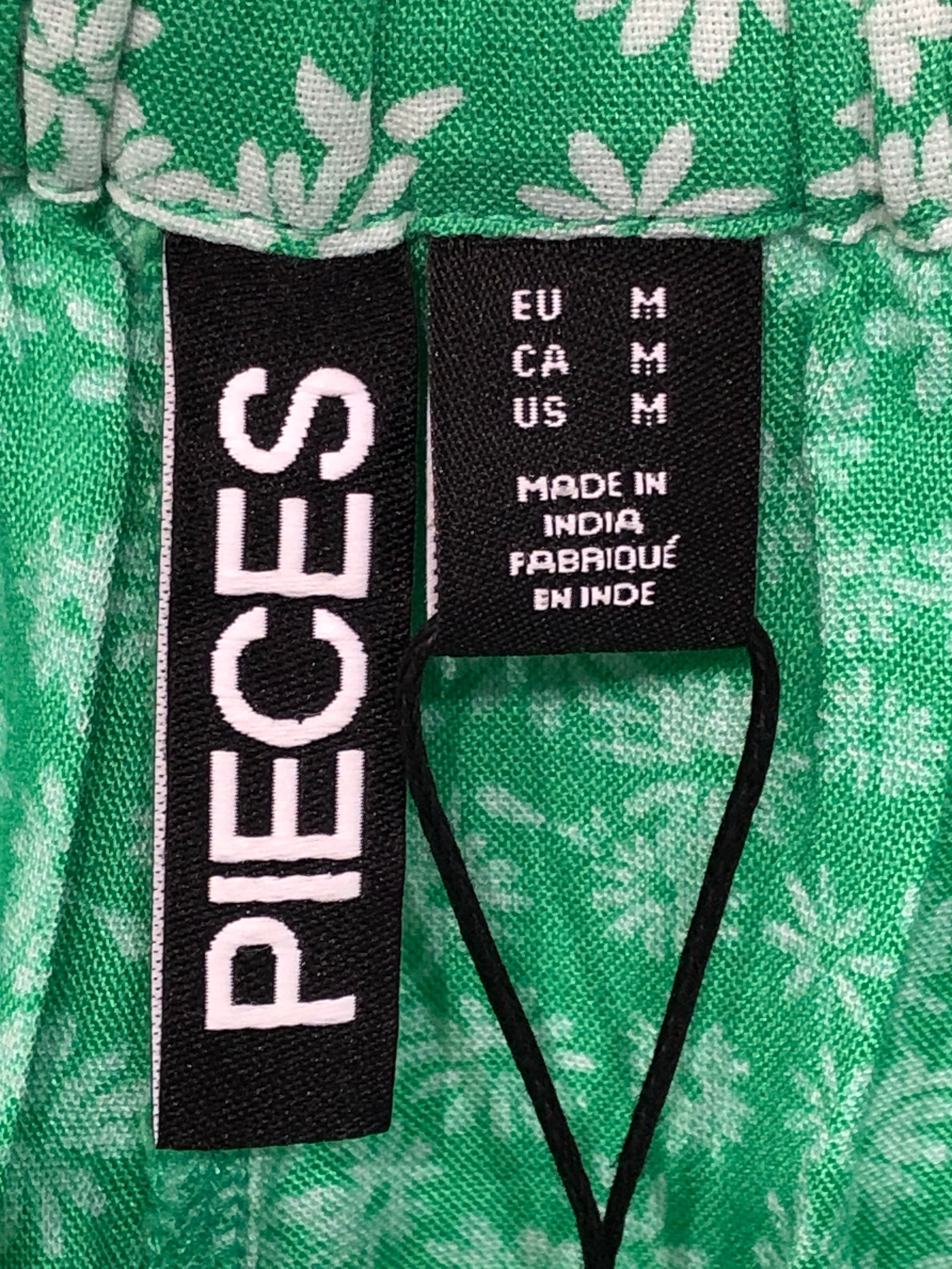 Pieces Shorts