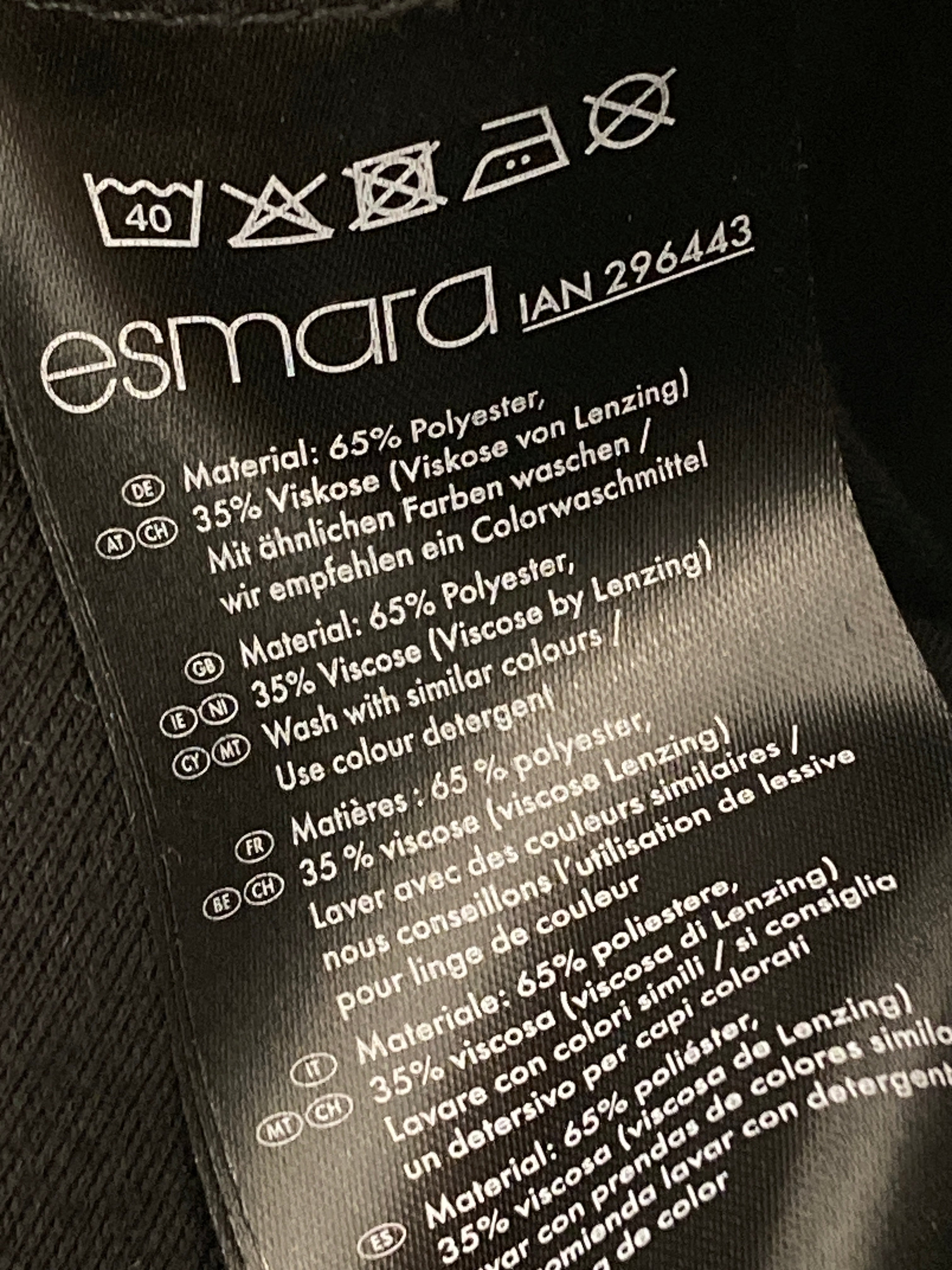 Esmara Bukser