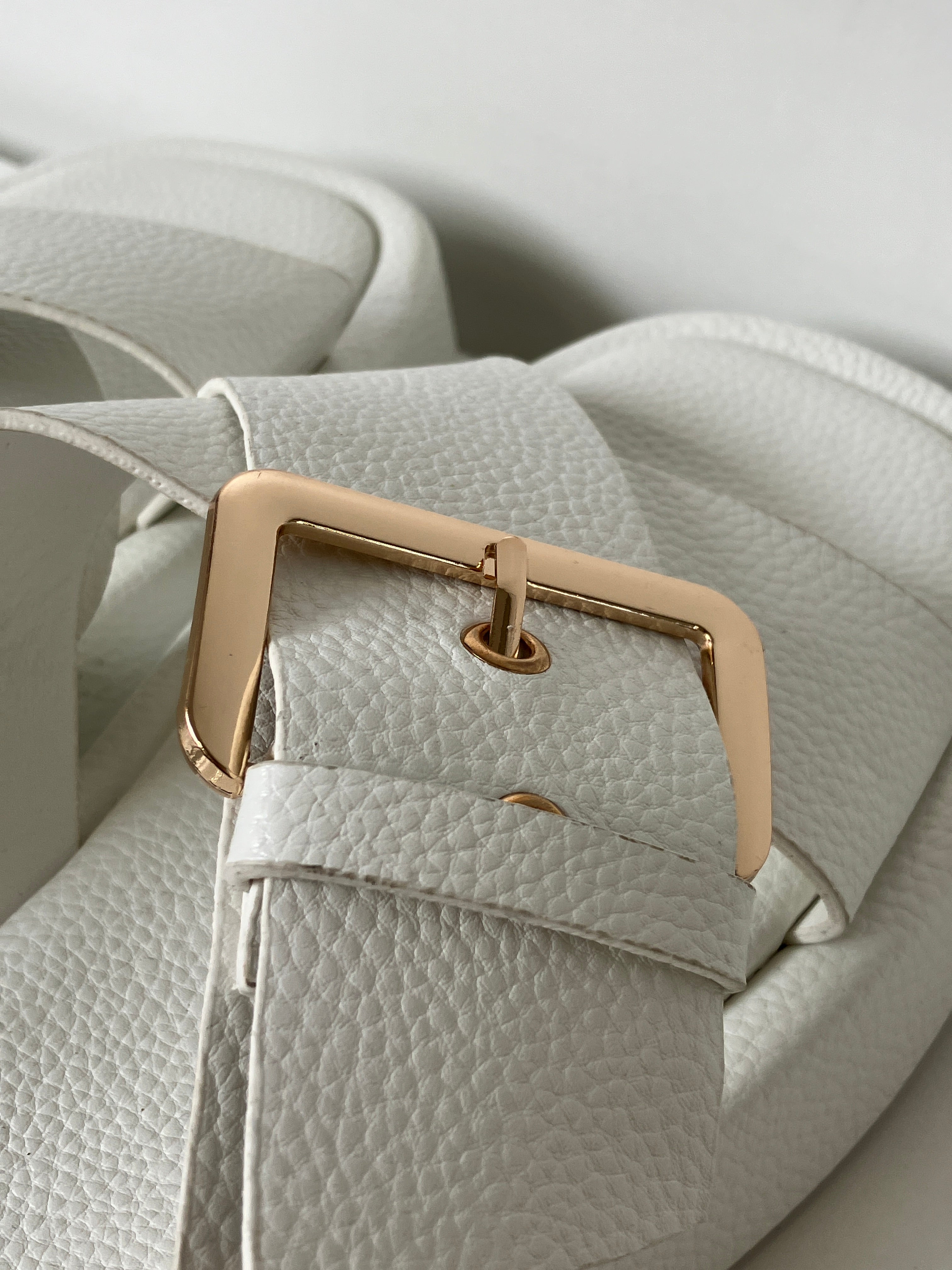 Duffy Sandaler