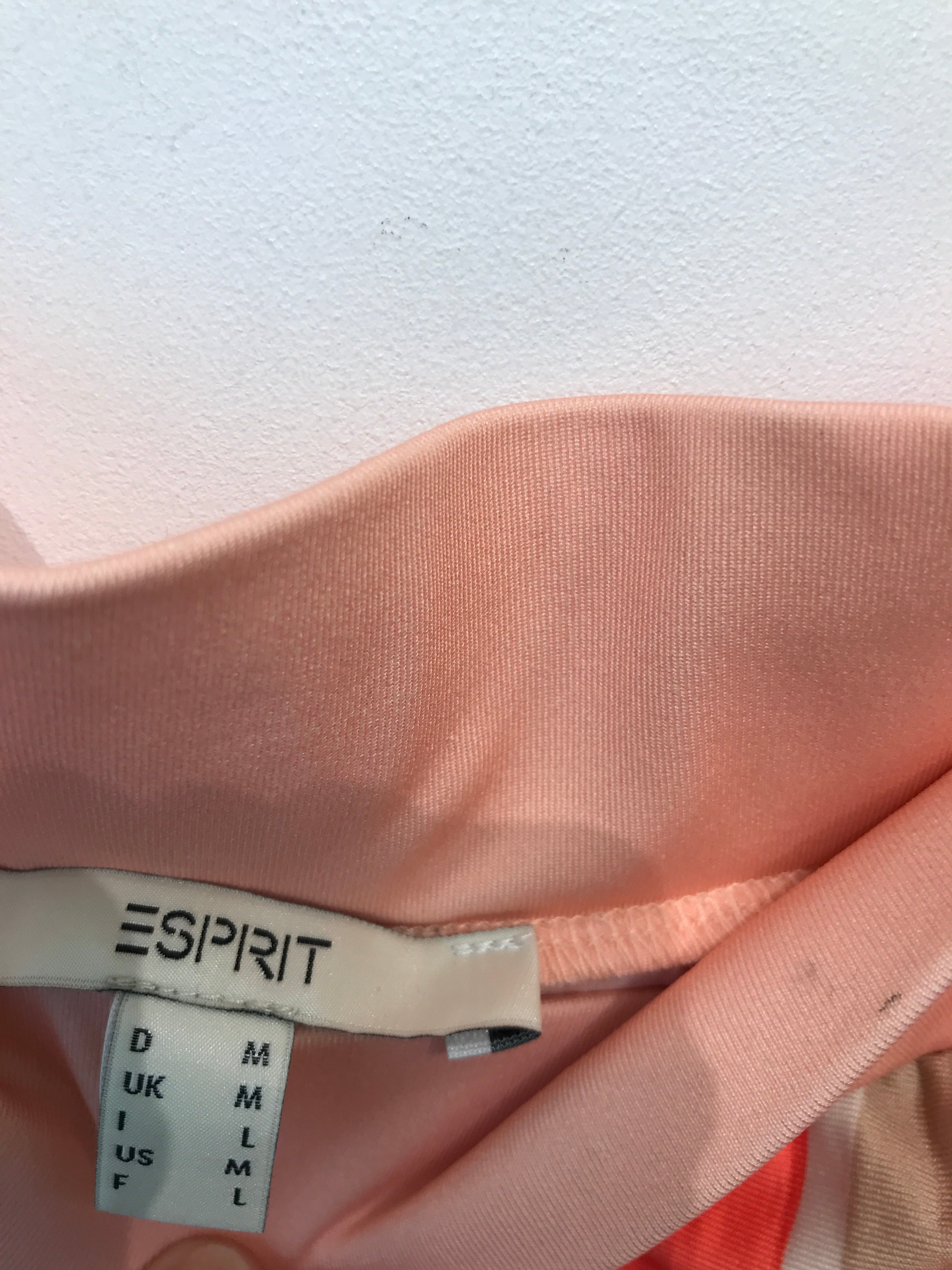 Esprit Nederdel