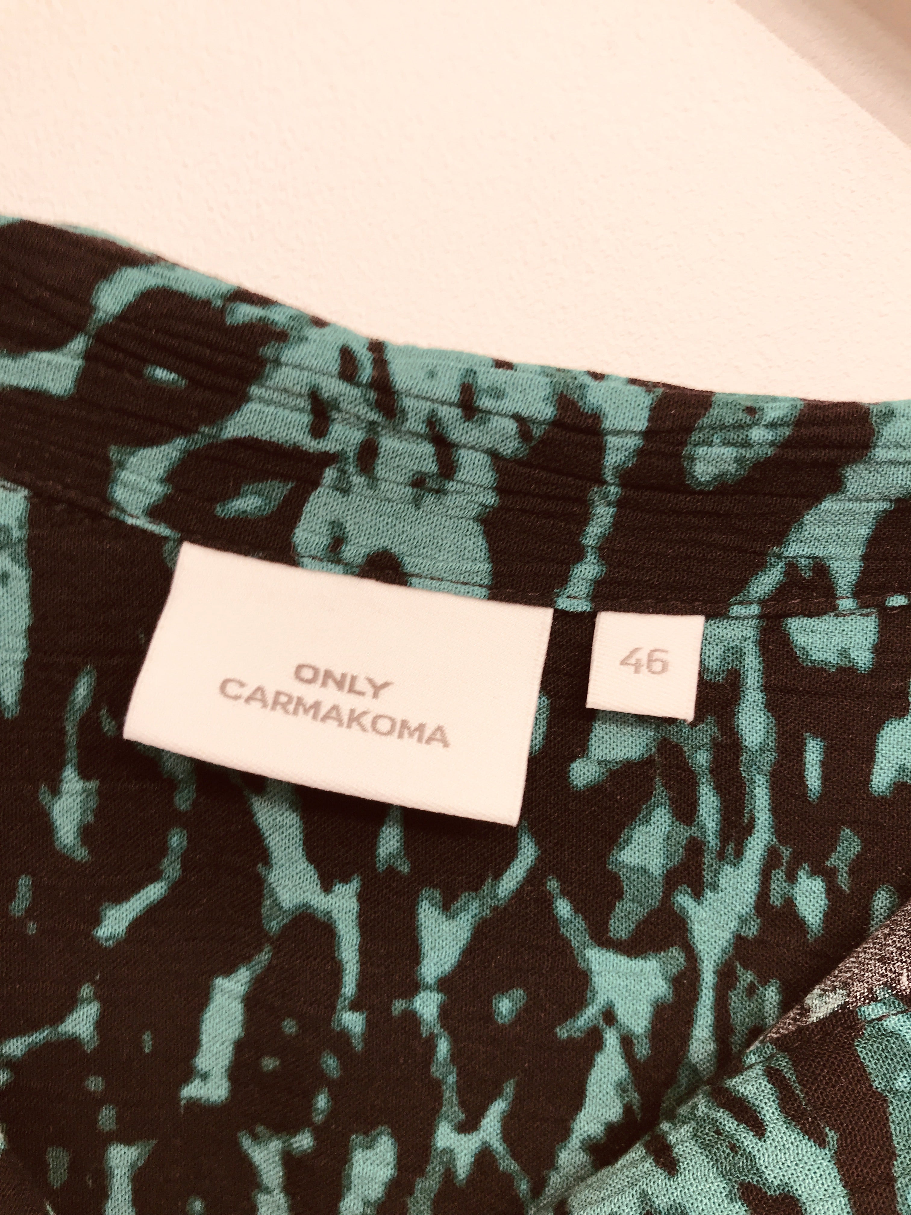 Only Carmakoma Kjole