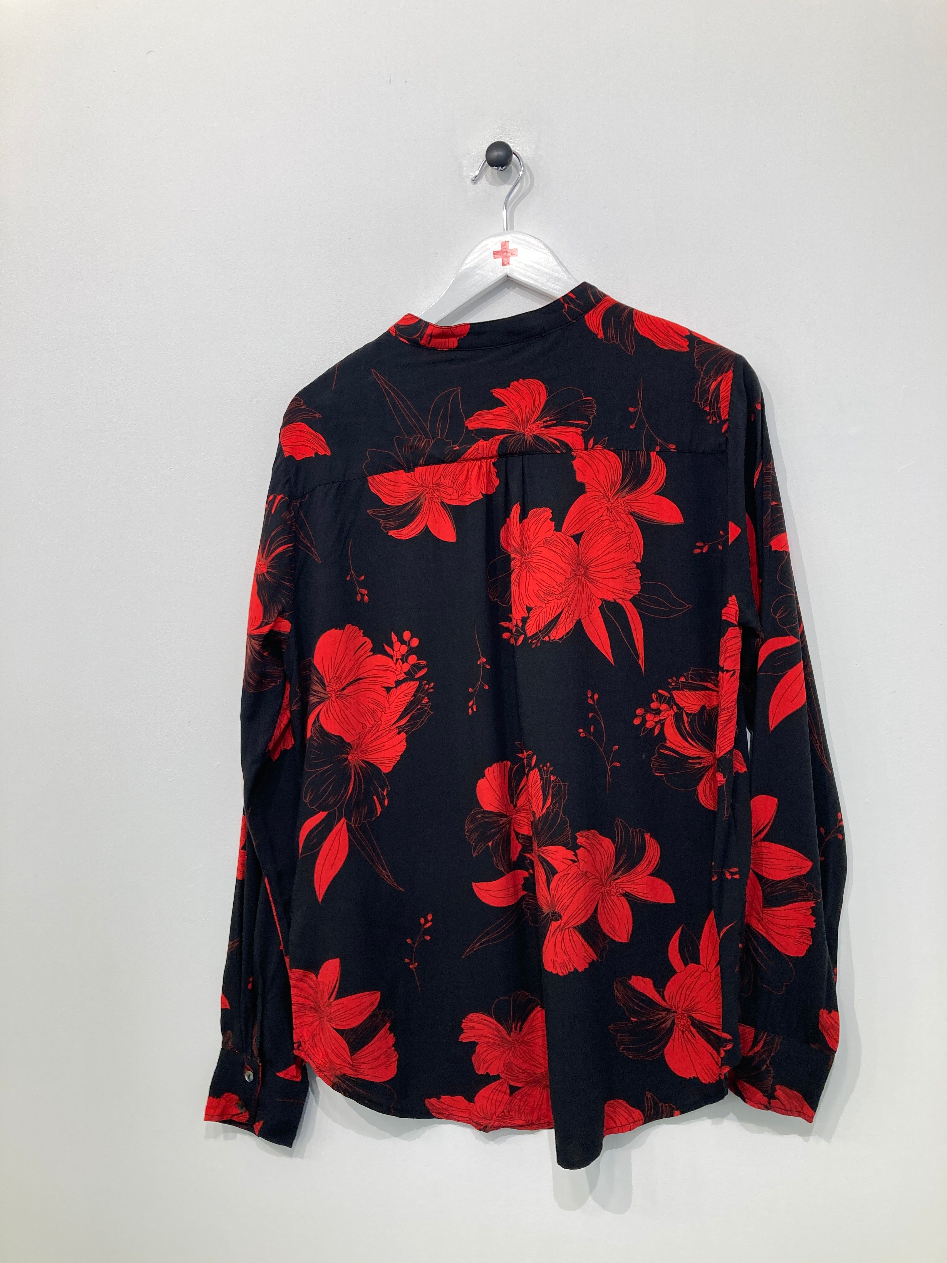 Rue de Femme, Bluse
